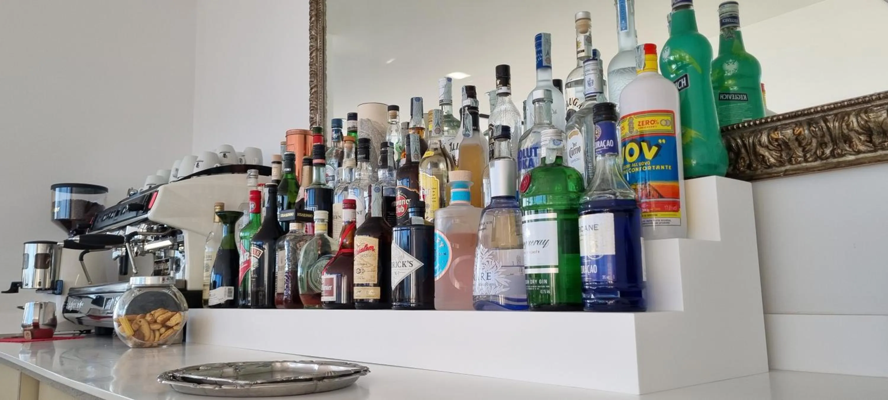 Restaurant/places to eat in HOTEL VENICE BEACH HVB 34 Lifestyle 4 Superior