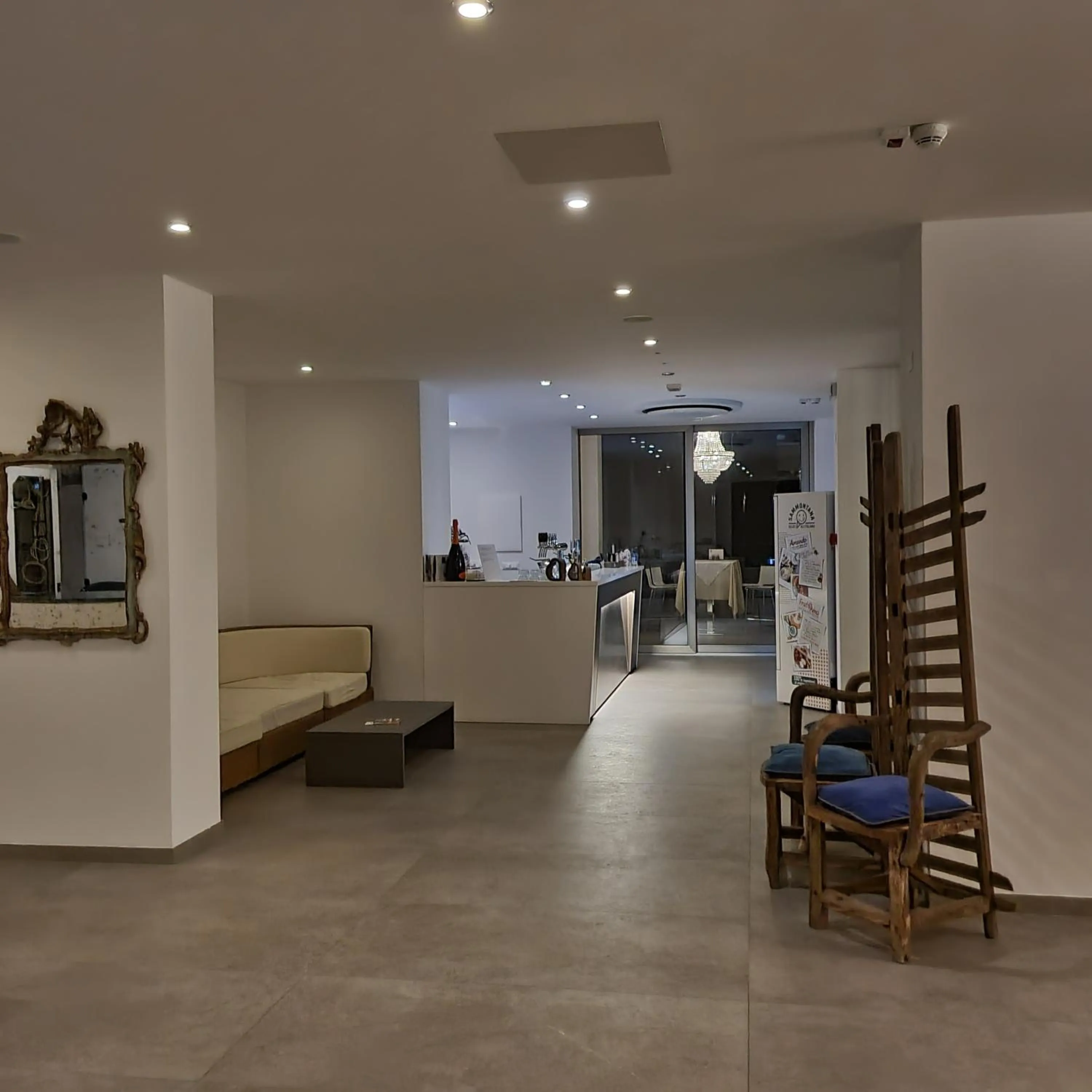 Lobby or reception in HOTEL VENICE BEACH HVB 34 Lifestyle 4 Superior