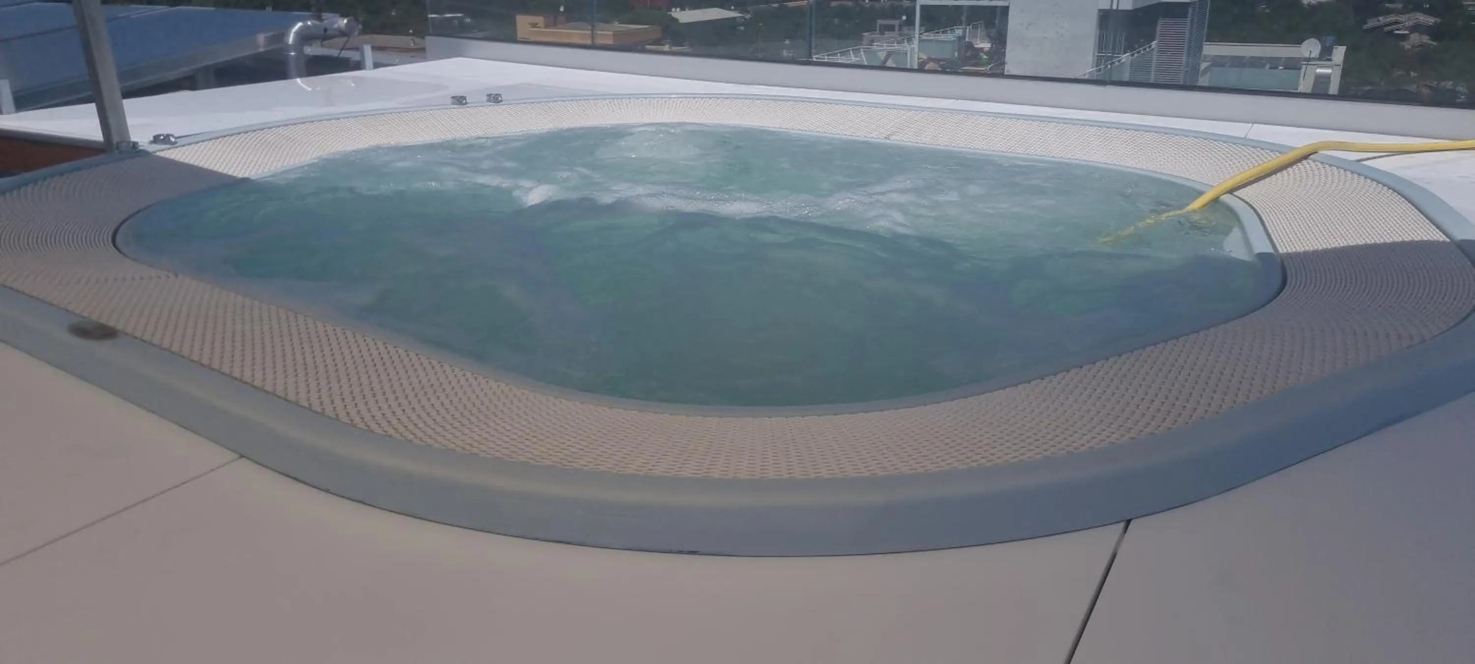 Hot Tub in HOTEL VENICE BEACH HVB 34 Lifestyle 4 Superior