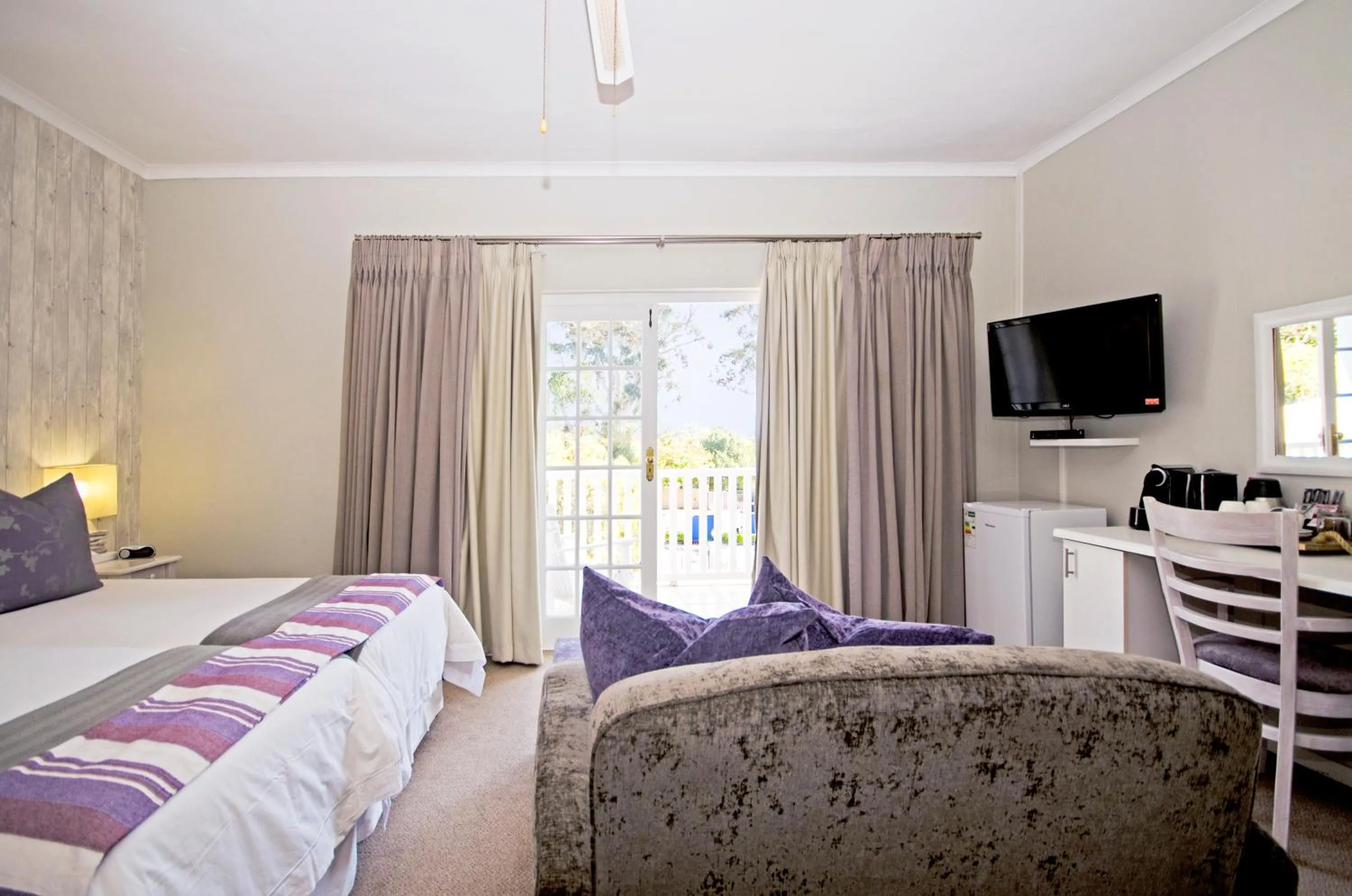 Photo of the whole room, Bed in Lodge on Main Guest House and Conference Centre