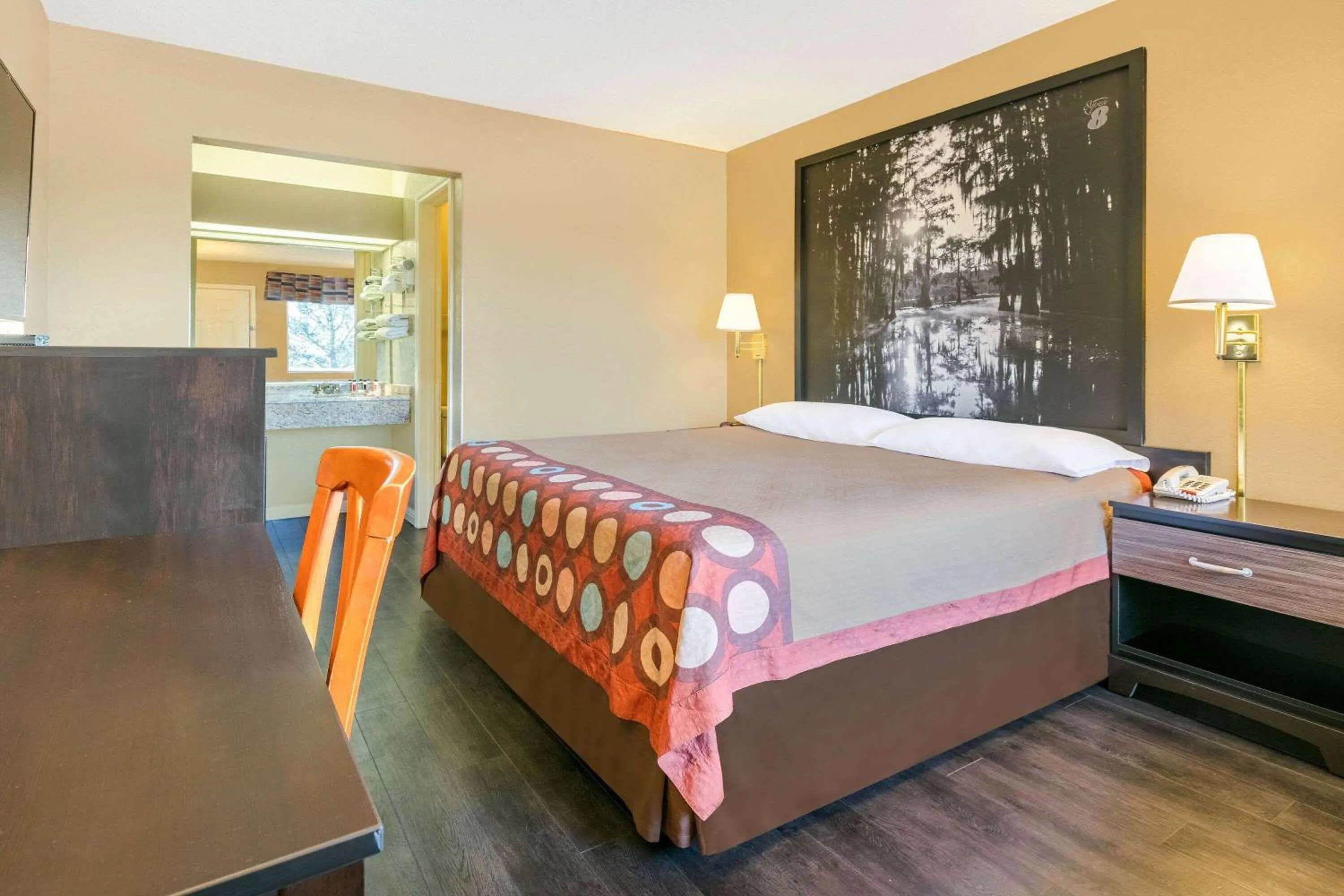 Photo of the whole room, Bed in Super 8 by Wyndham Abilene North