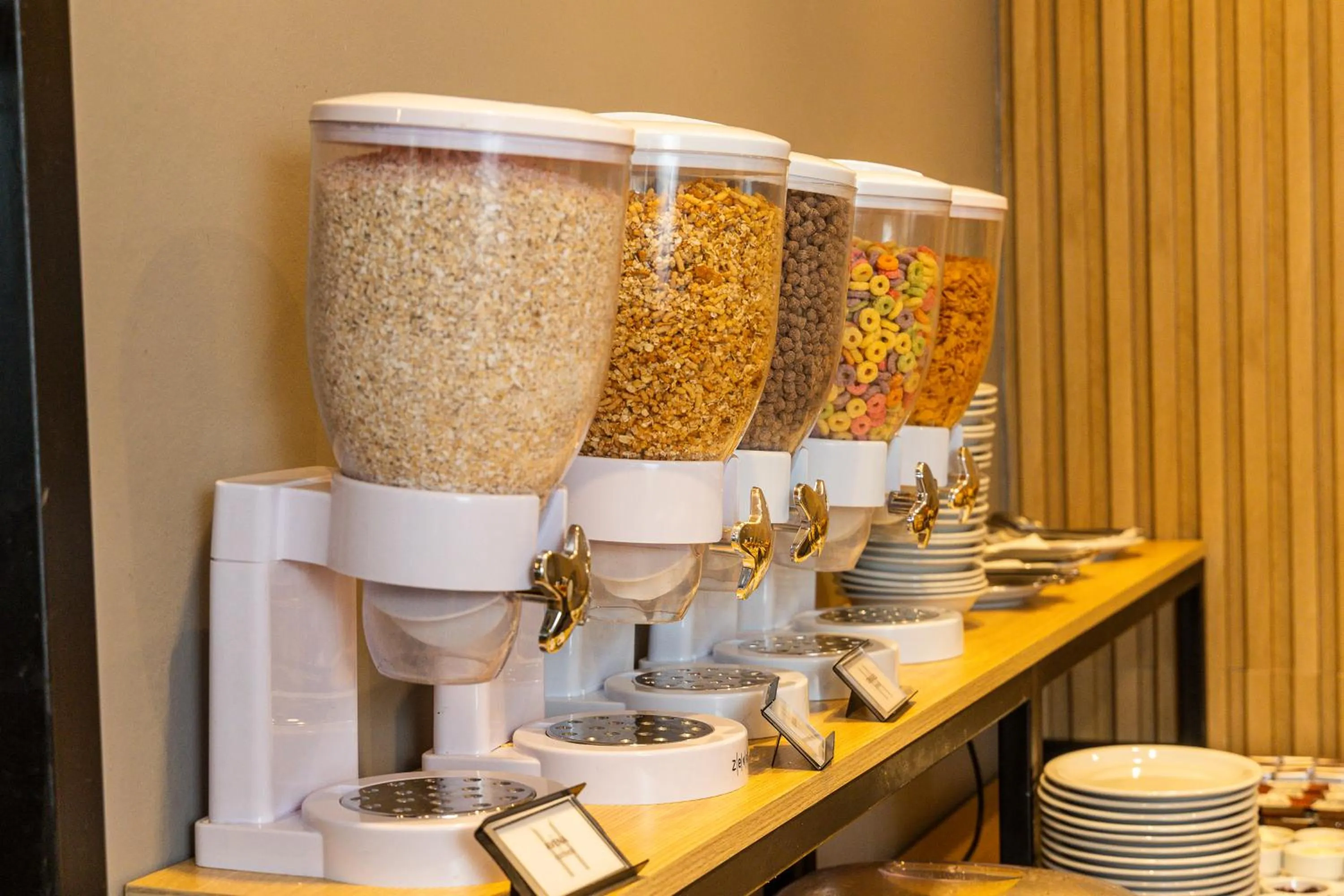 Buffet breakfast in M383 Hotel Bariloche