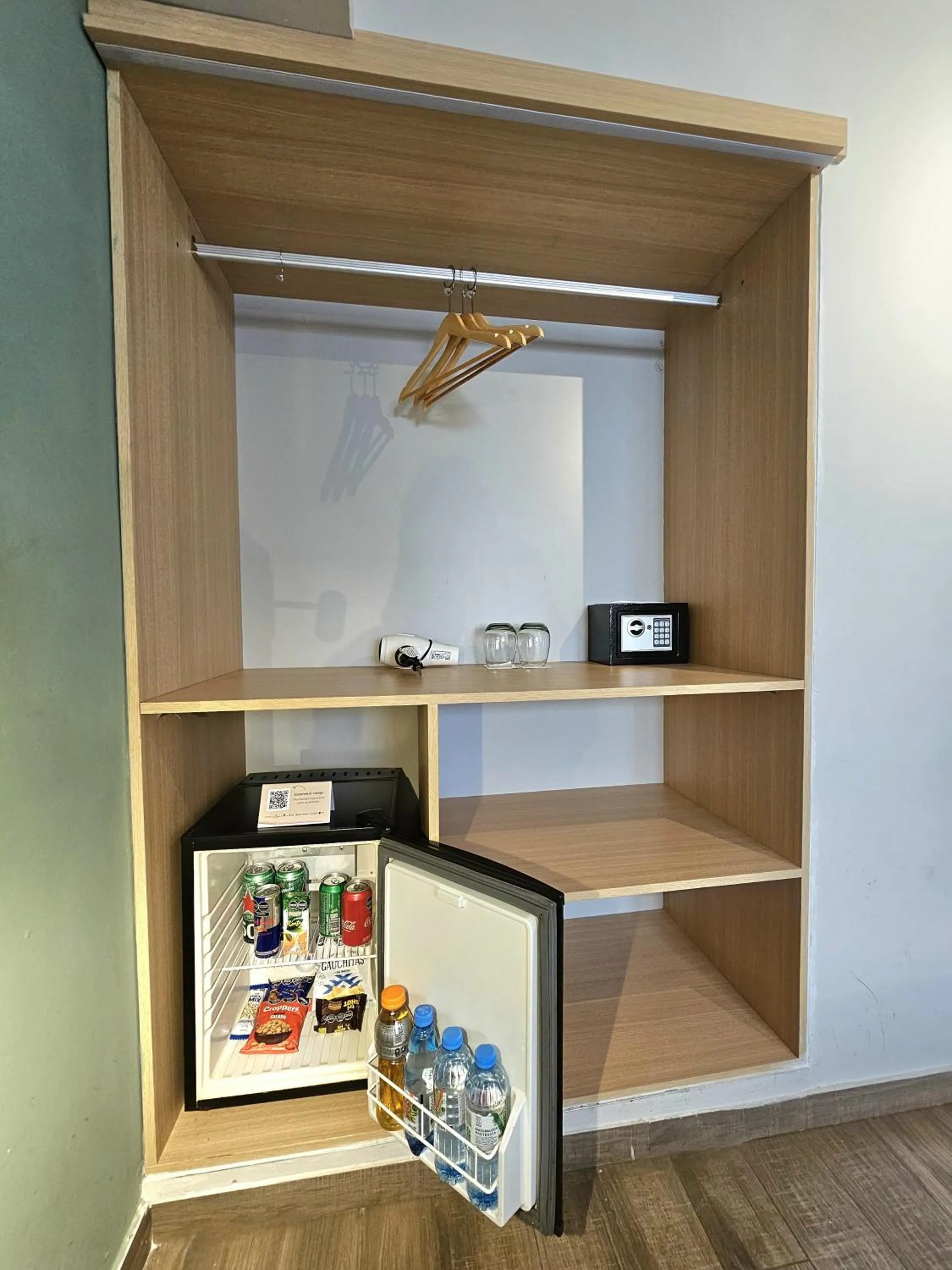 minibar in M383 Hotel Bariloche