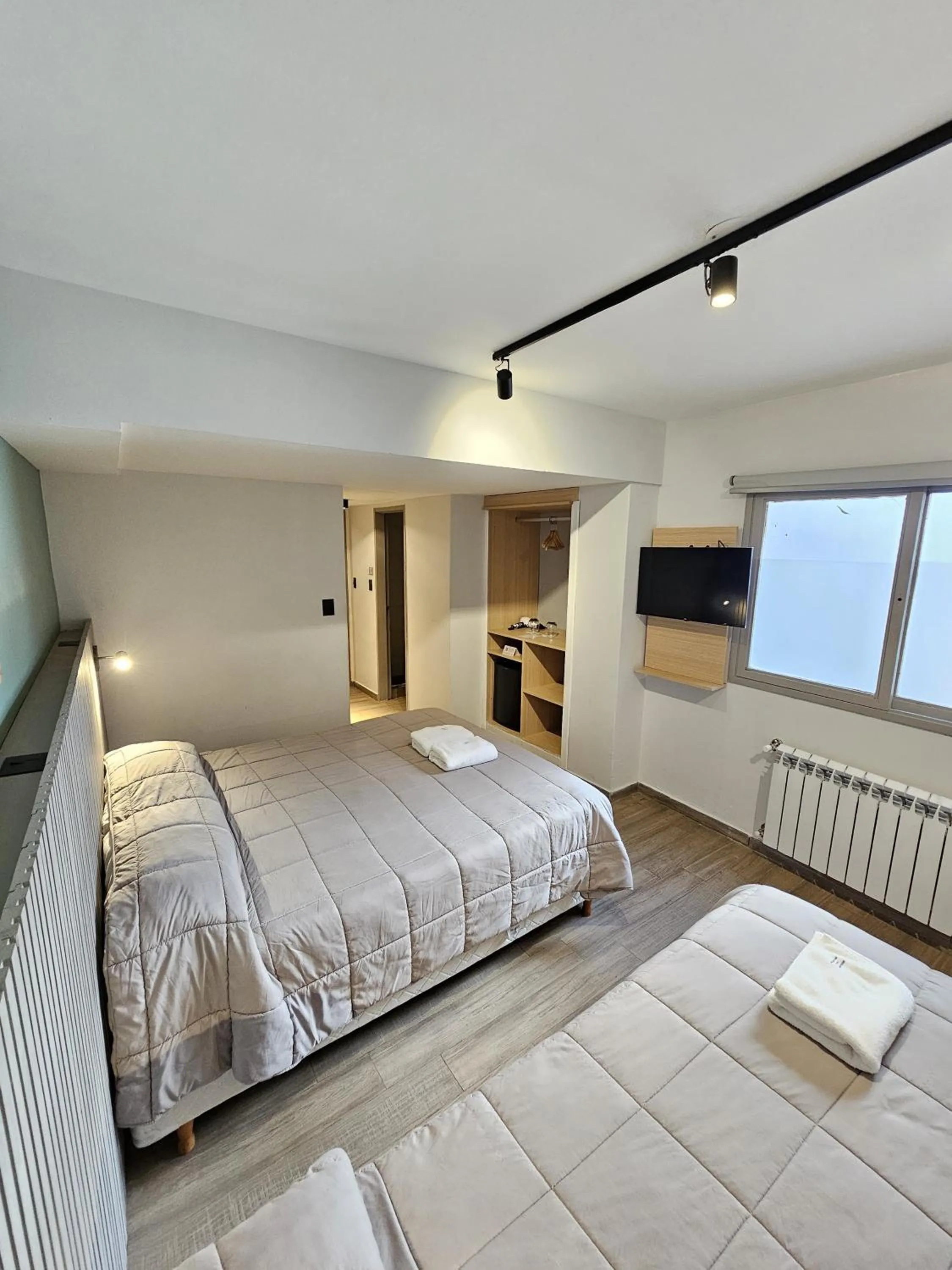 Photo of the whole room, Bed in M383 Hotel Bariloche