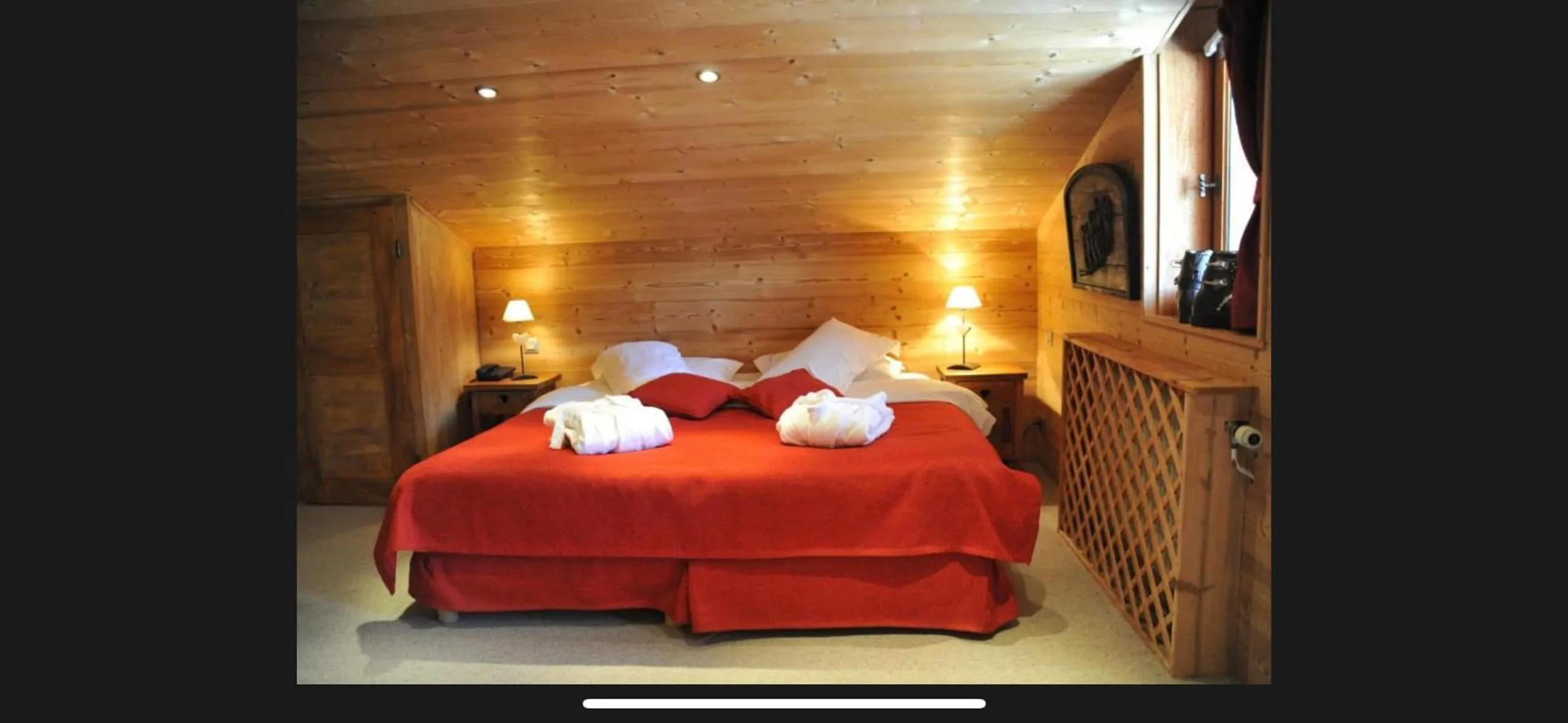 Bed in Hôtel Chalet Alpage