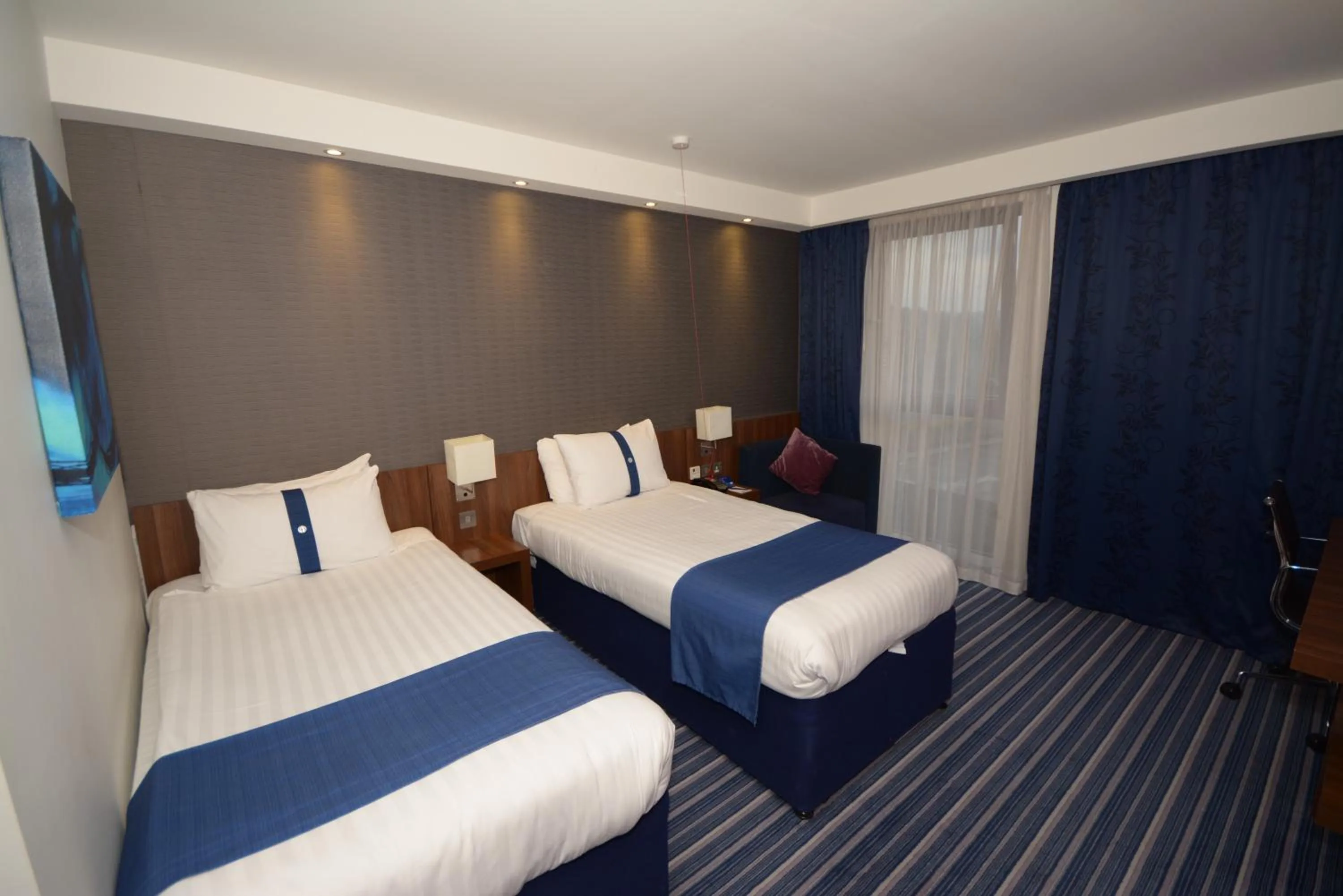 Bedroom in Holiday Inn Express Sheffield City Centre by IHG
