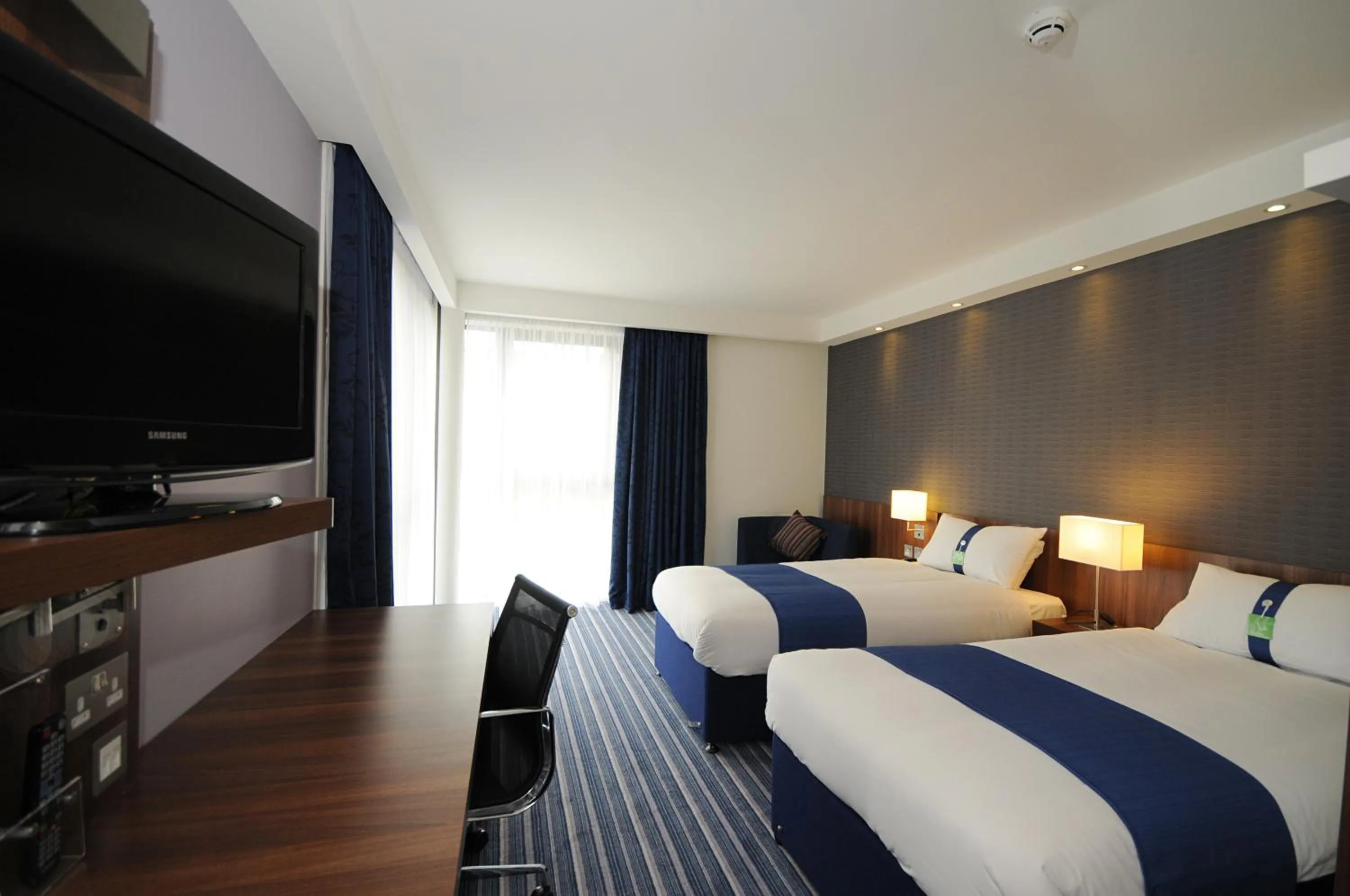 Bedroom in Holiday Inn Express Sheffield City Centre by IHG