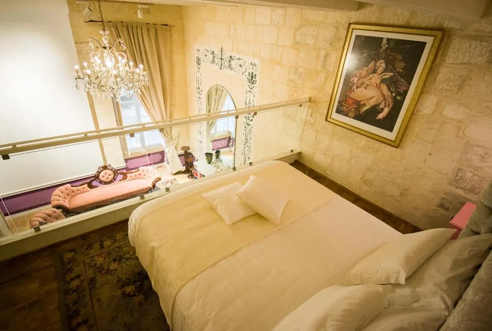 Bed in Valletta Lucente Guest House