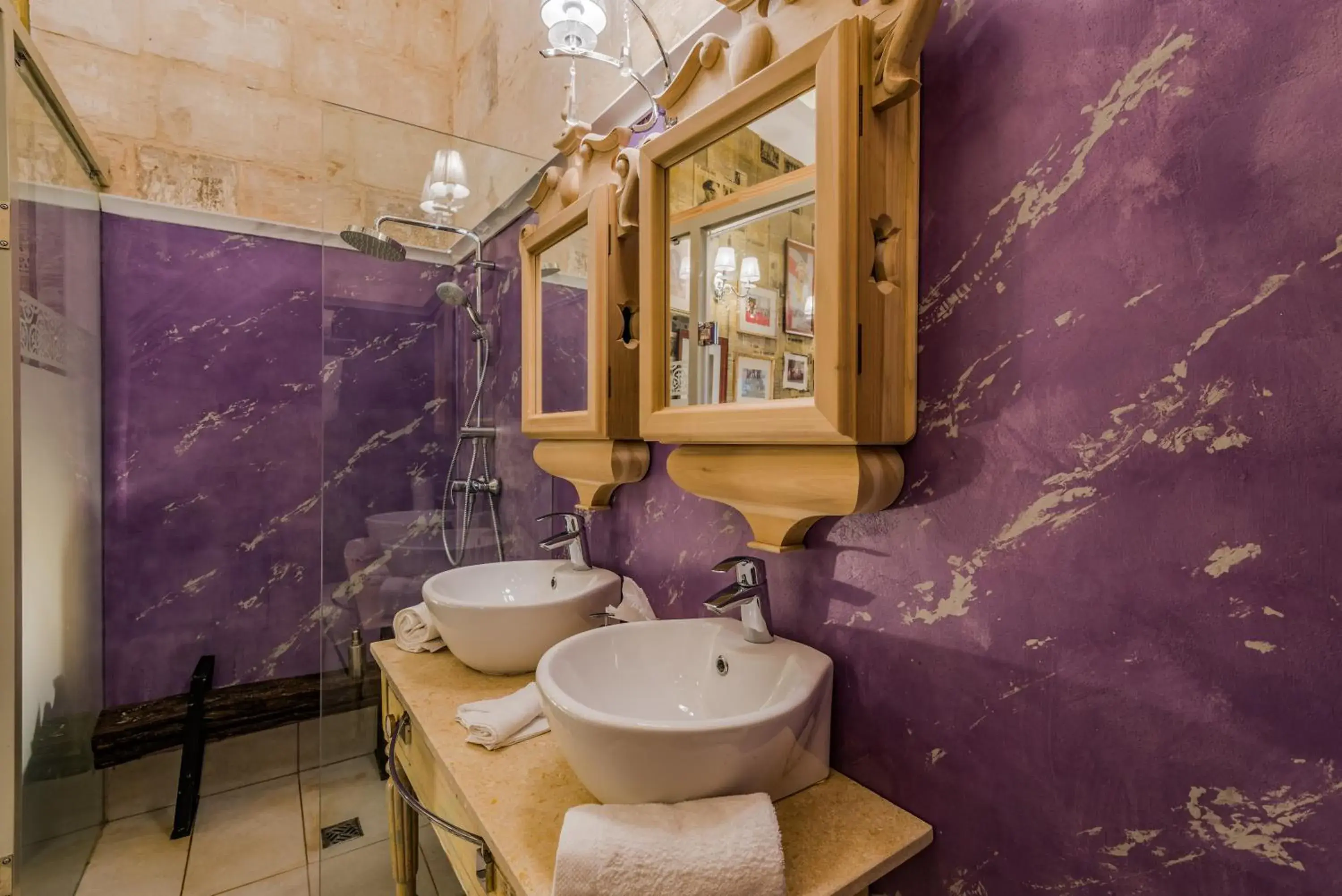 Double Room in Valletta Lucente Guest House Double Room in Valletta Lucente Guest House