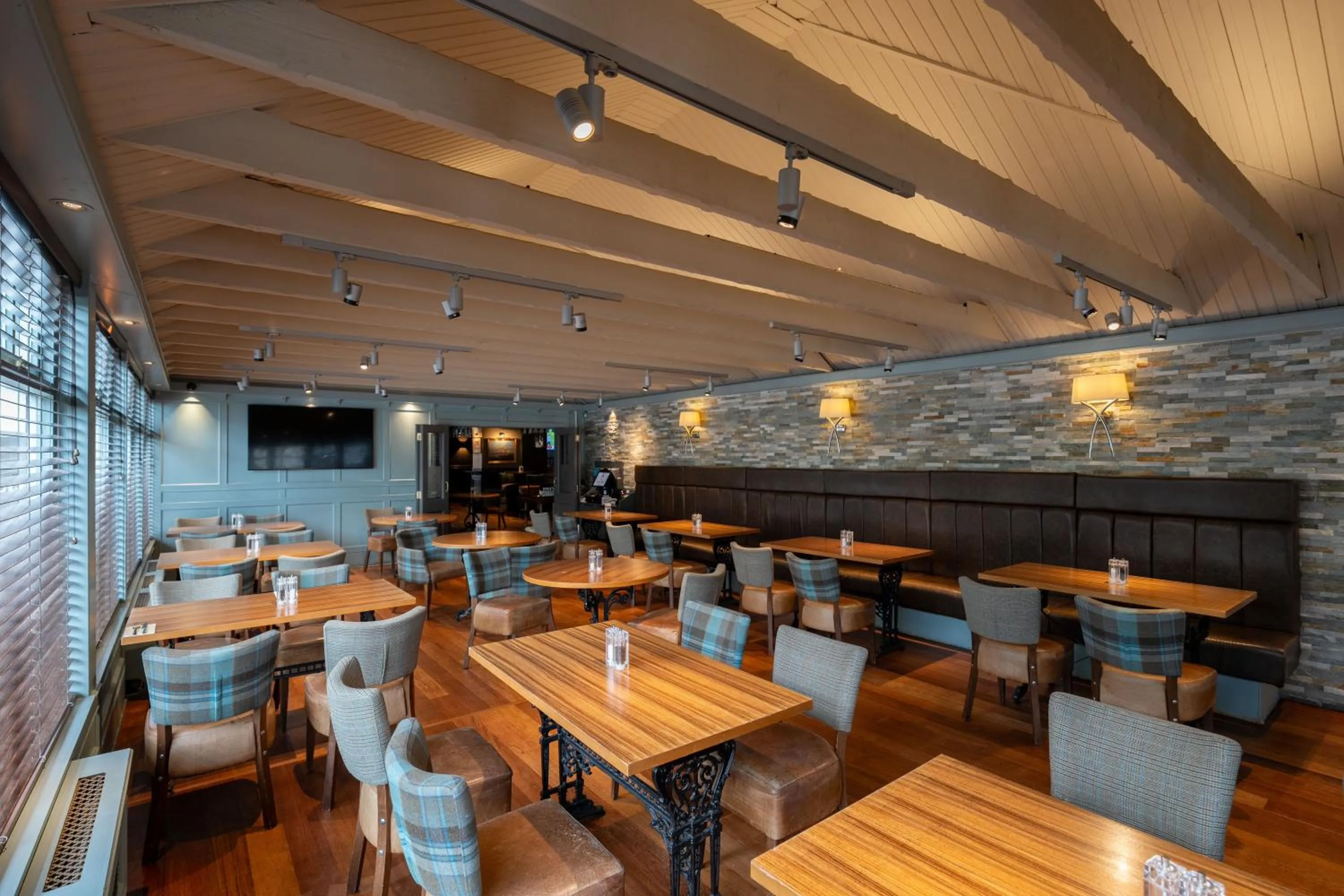 The Dutch Mill Hotel