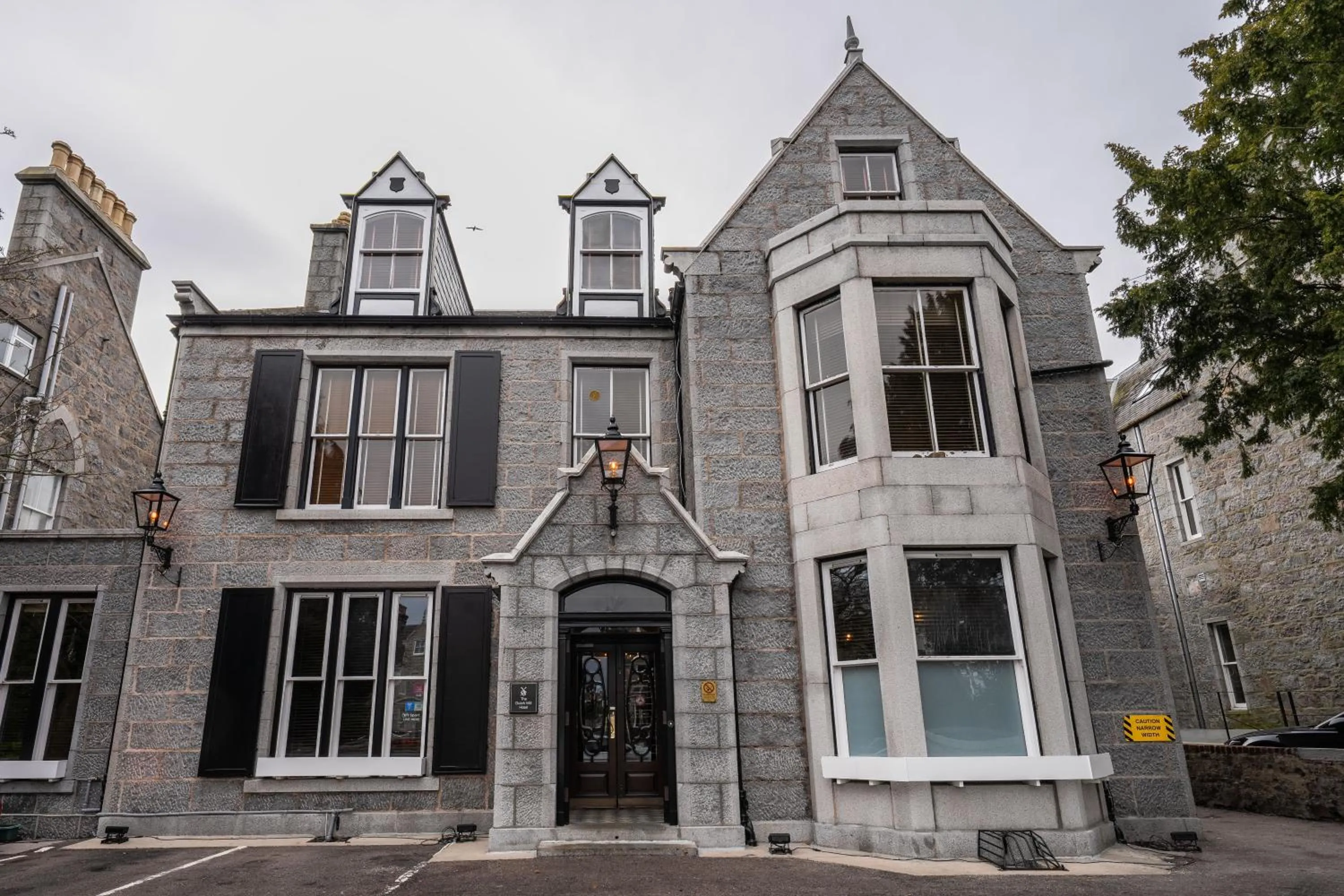 The Dutch Mill Hotel