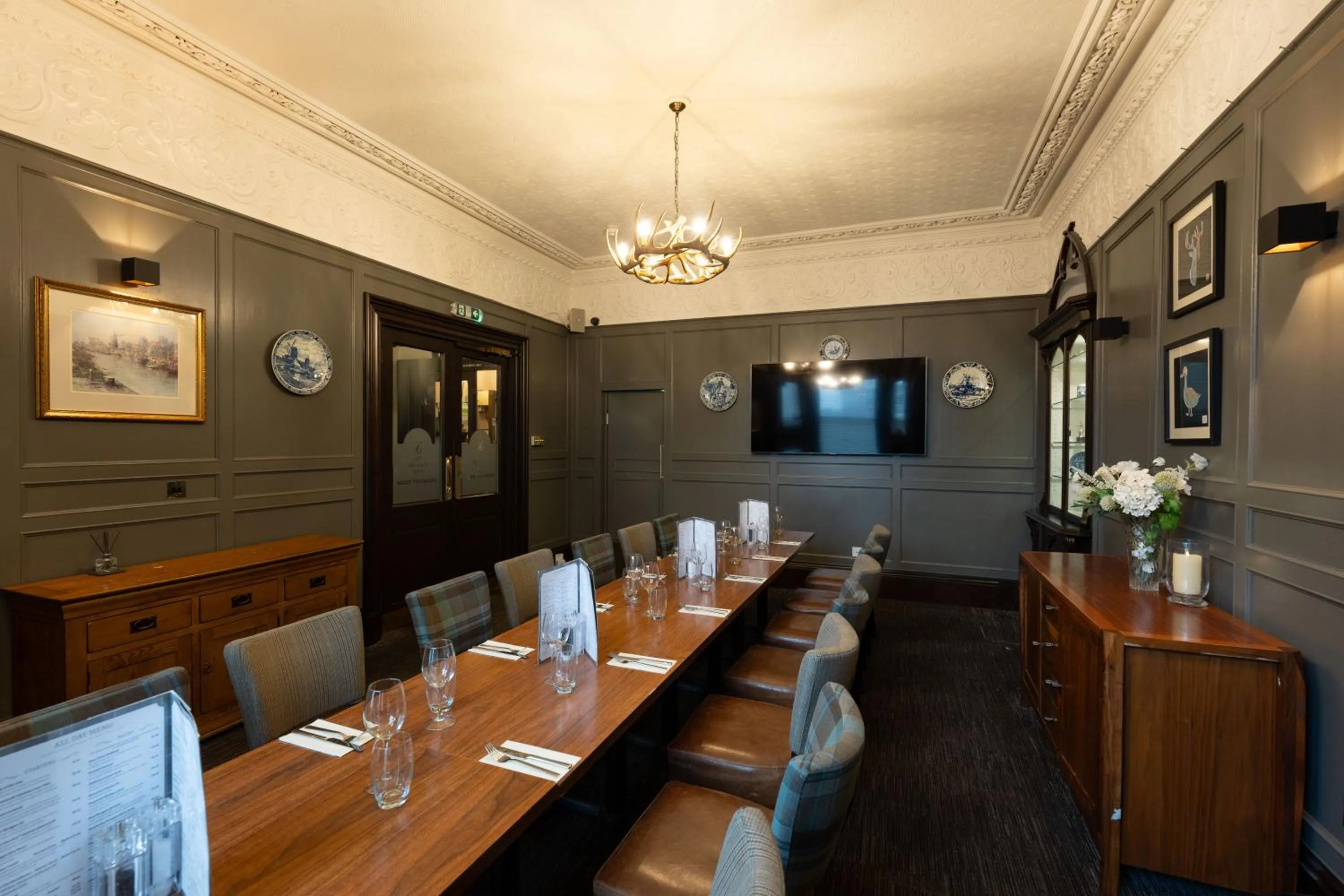 The Dutch Mill Hotel