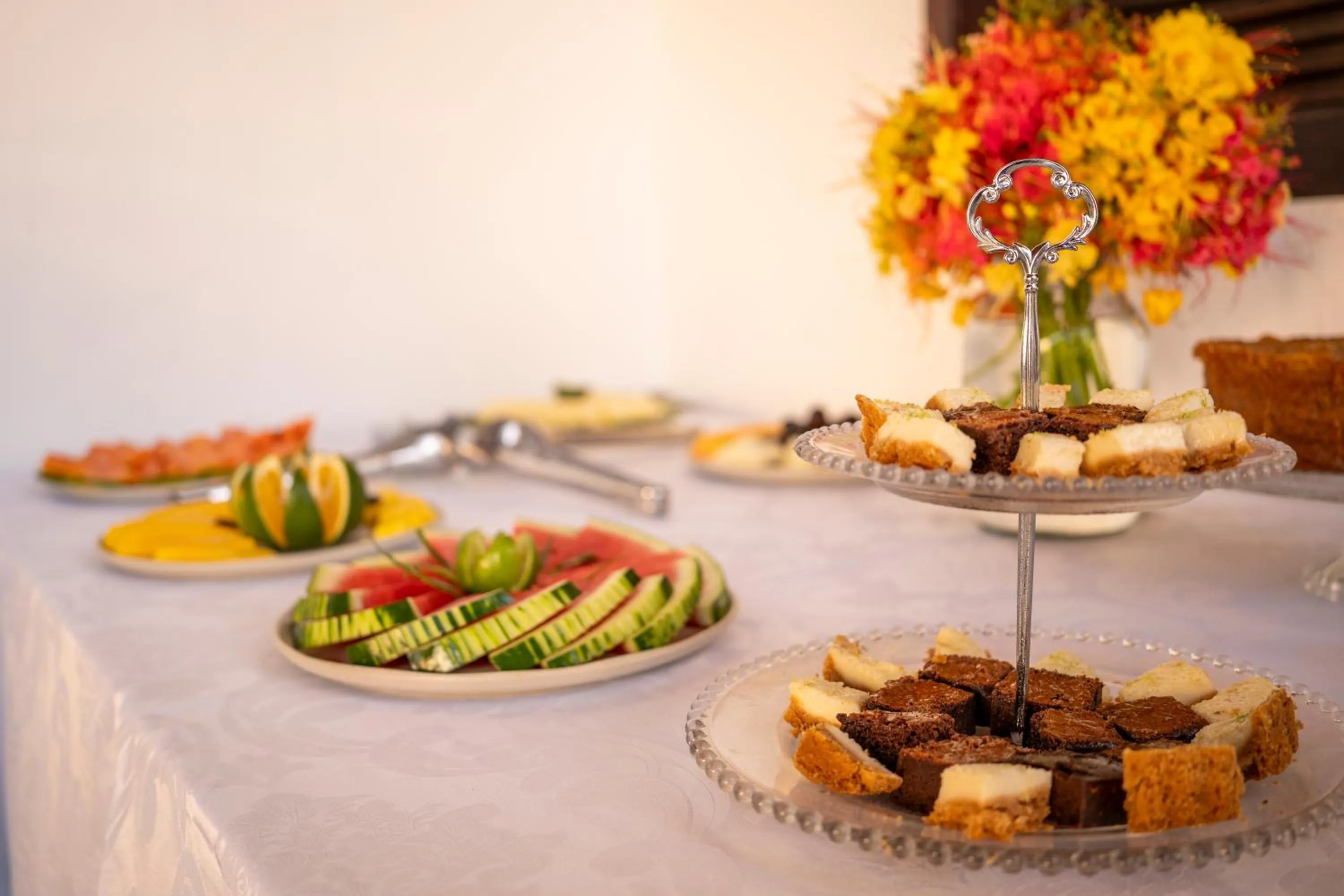 Food and drinks in Casa Suiça Brasileira