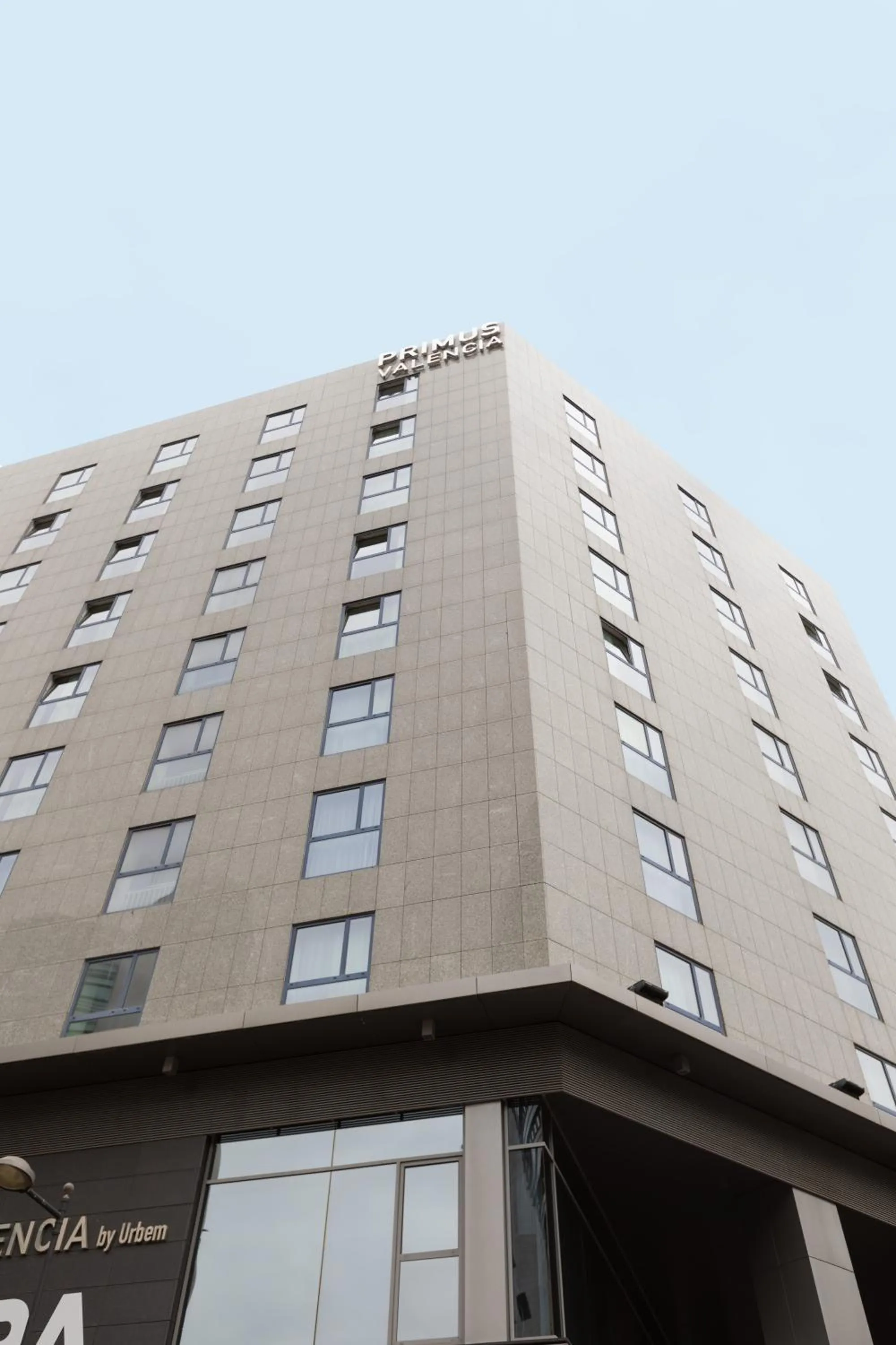 Property building in Primus Valencia
