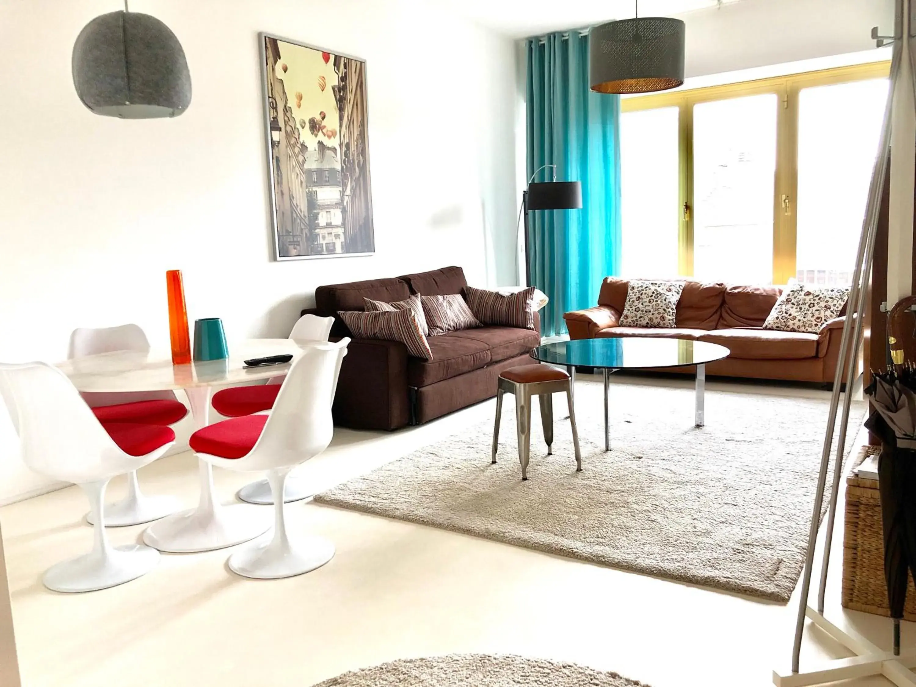 Spacious flat in the heart of the City Center! Ideal for a family! Spacious flat in the heart of the City Center! Ideal for a family!