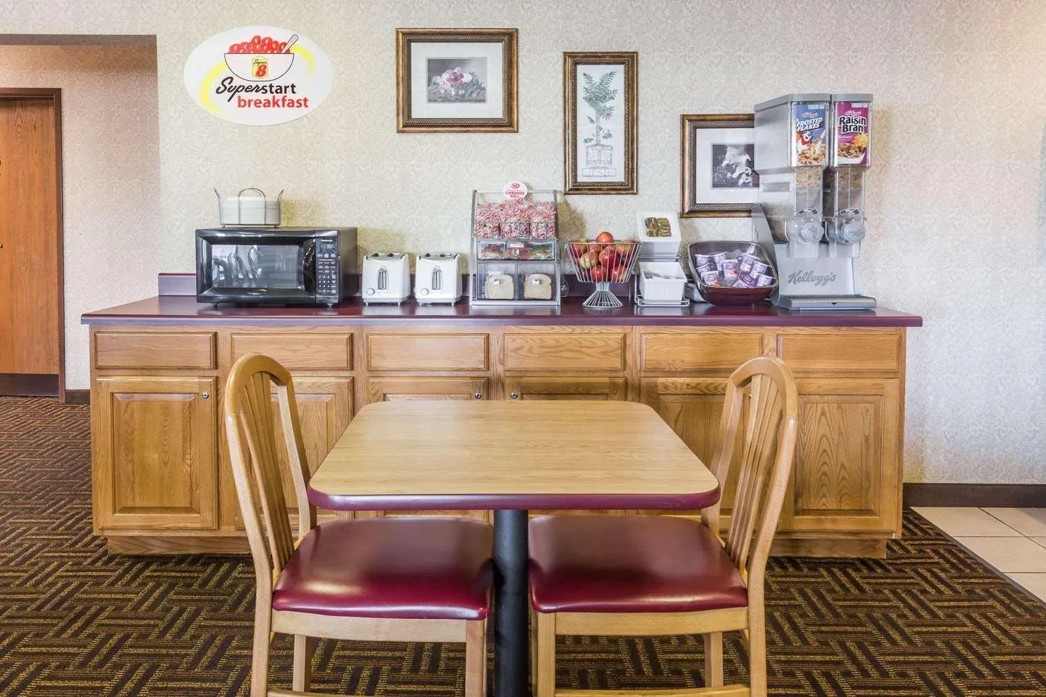 Breakfast in Super 8 by Wyndham Yorkville