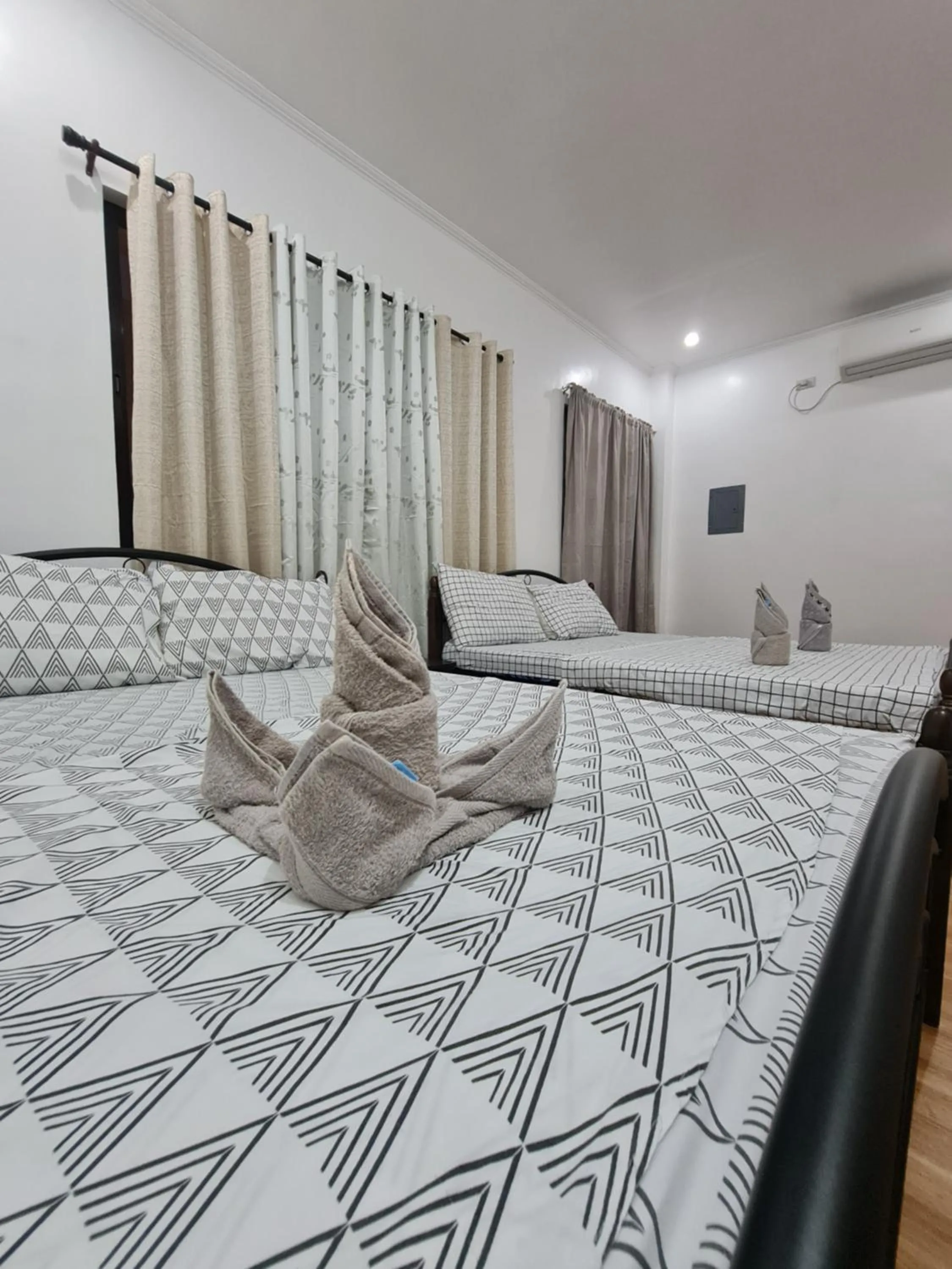 Bed in Kdc Homes