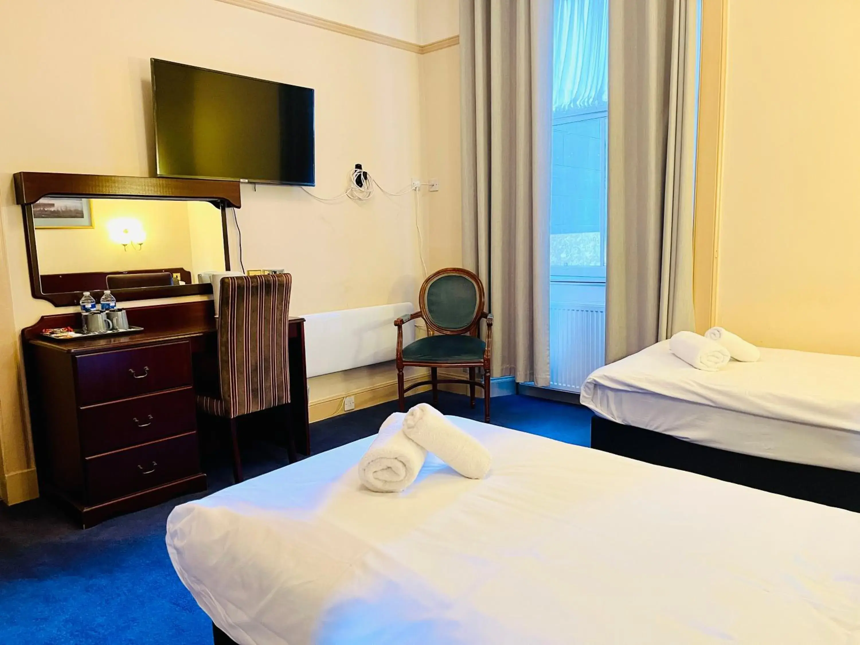 Standard Twin Room in Lovat Hotel Standard Twin Room in Lovat Hotel