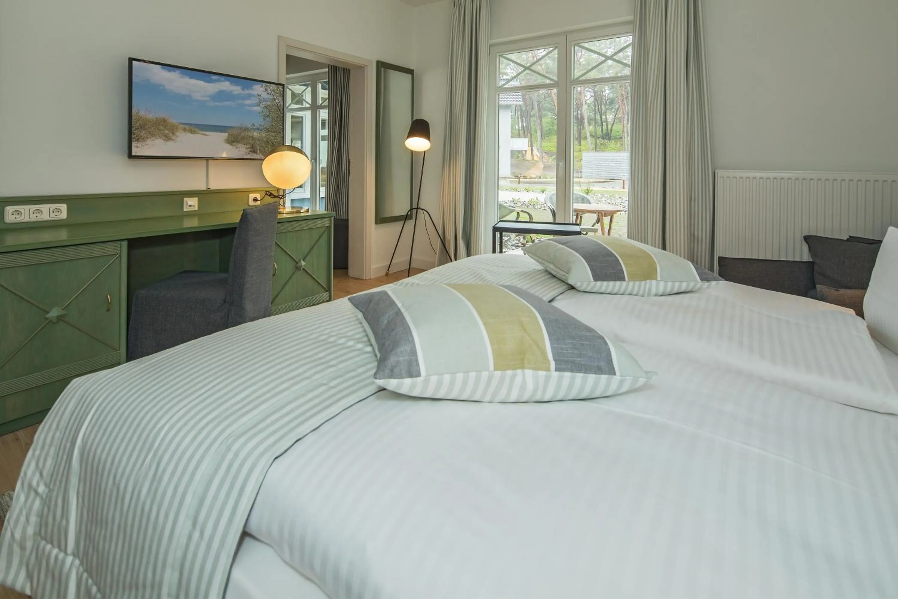 Bed in Upstalsboom Hotel Strandidyll
