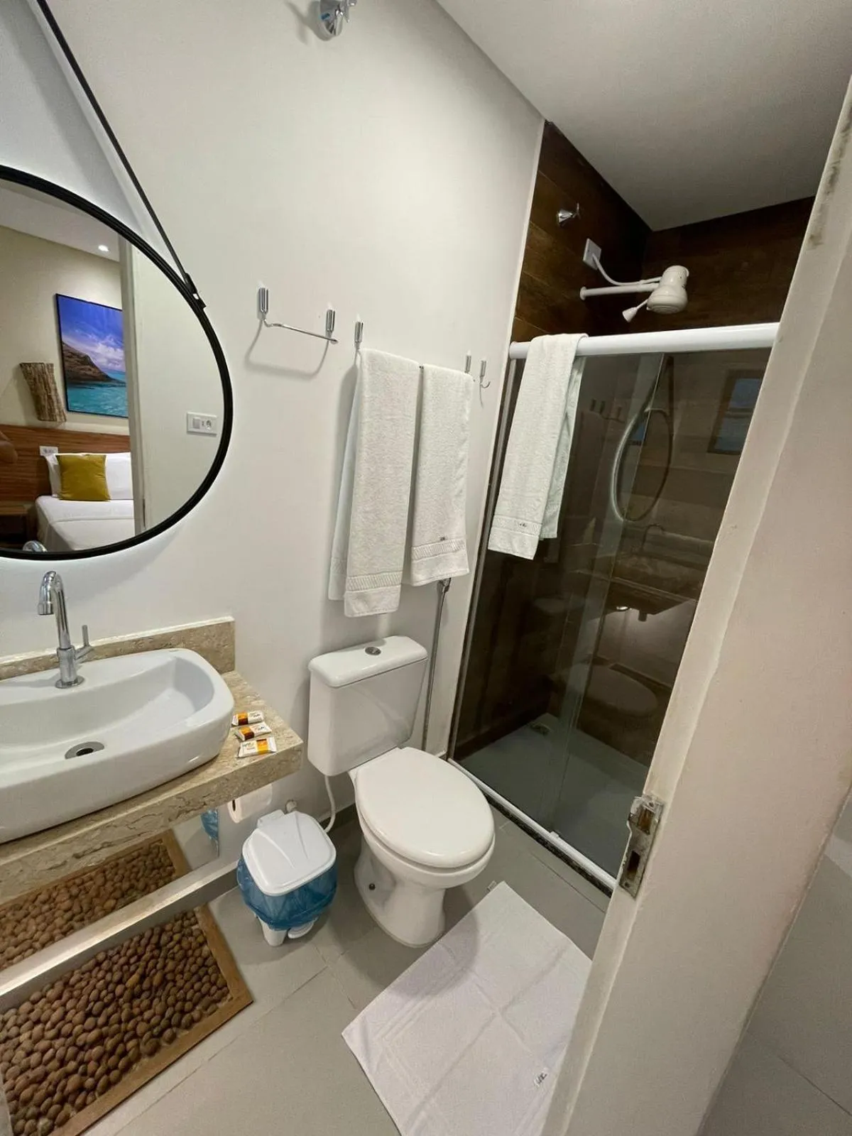 Shower in Pousada Le Baron