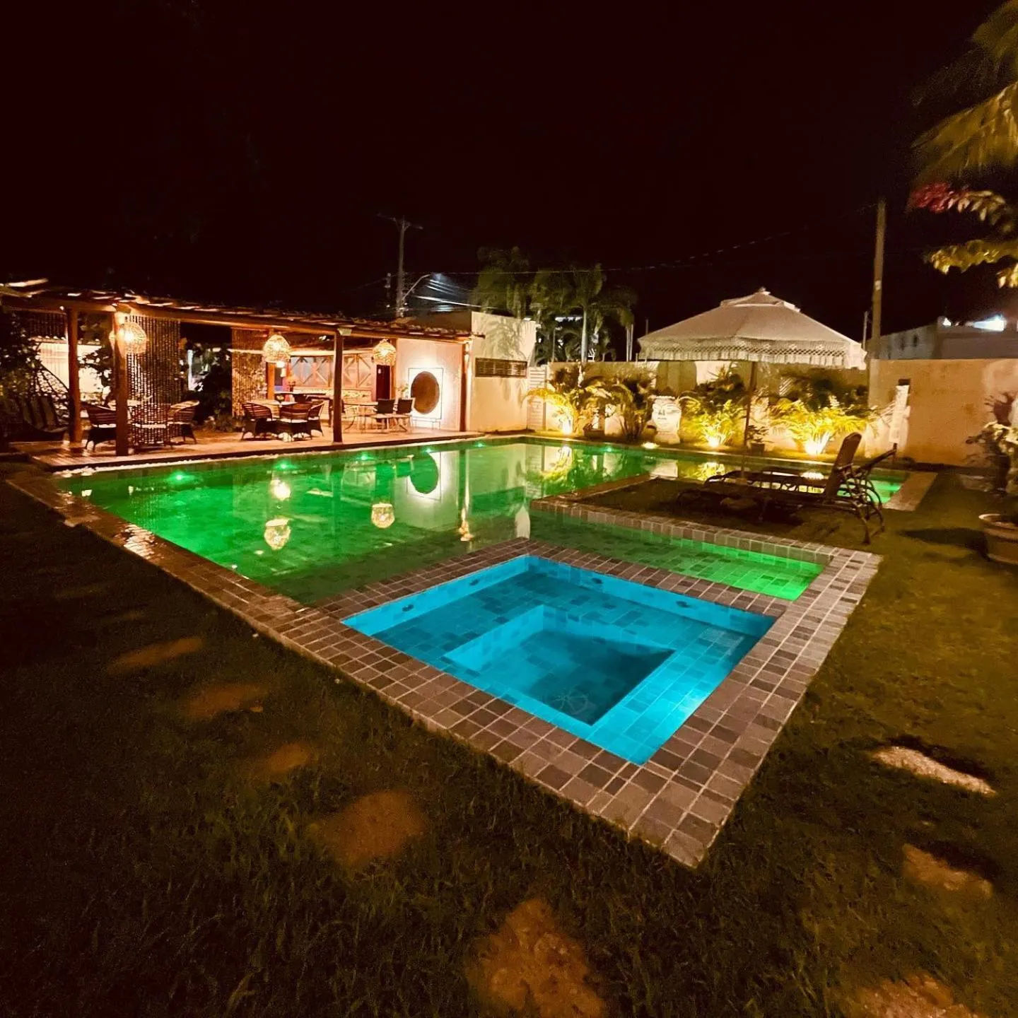 Swimming pool in Pousada Le Baron