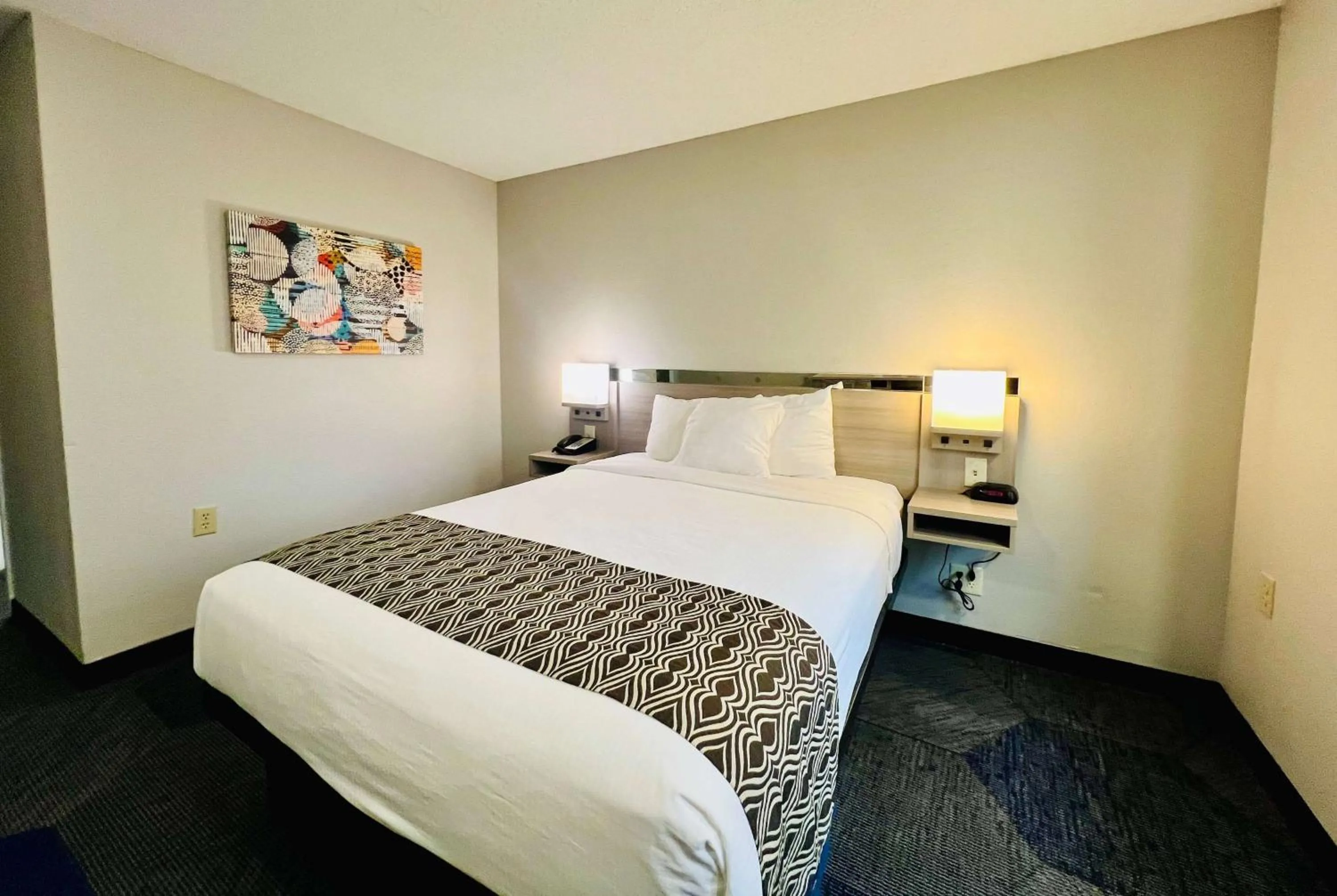 Photo of the whole room, Bed in Microtel Inn Georgetown - Lexington North