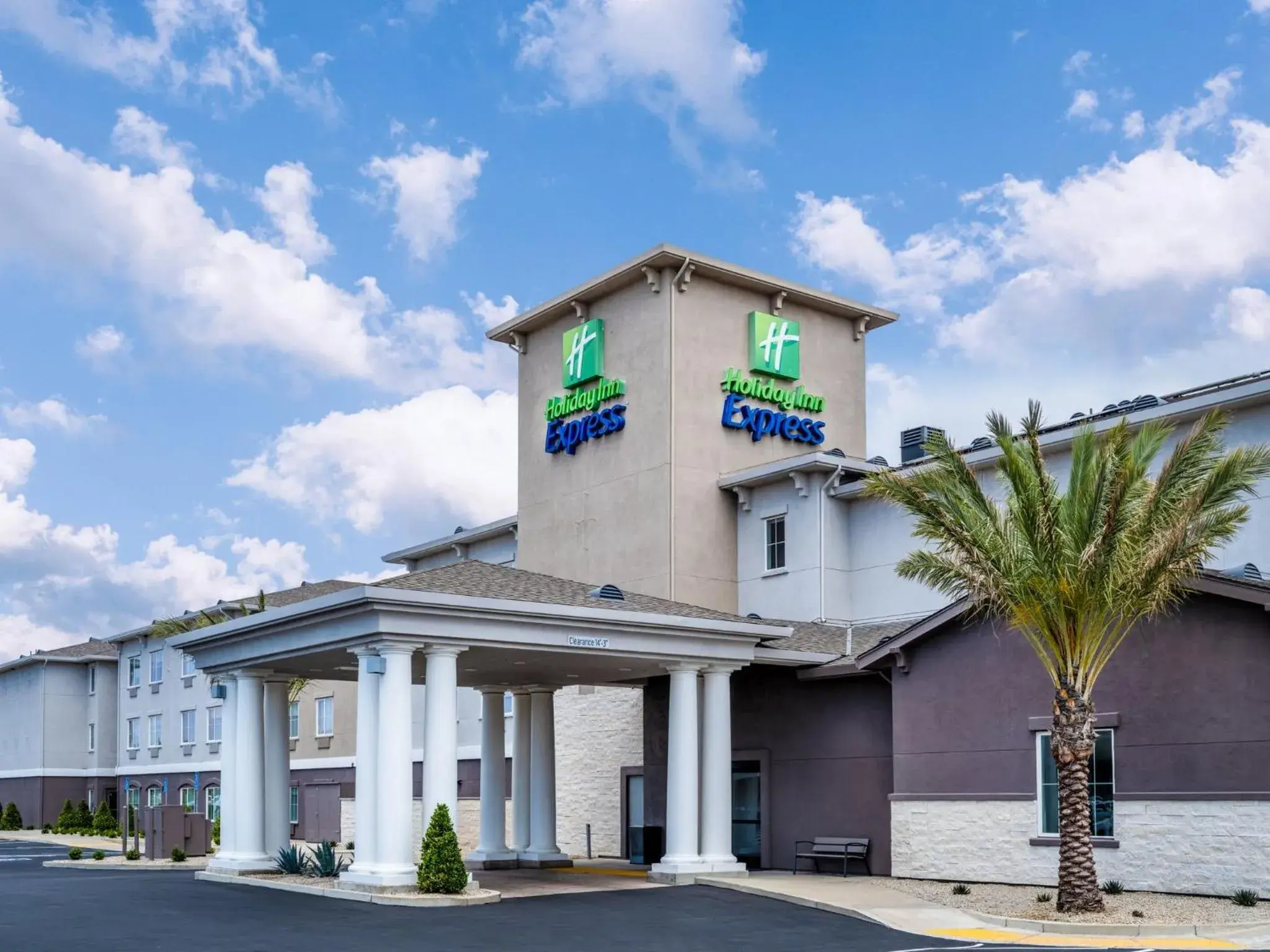 Property building in Holiday Inn Express Lodi by IHG Property building in Holiday Inn Express Lodi by IHG