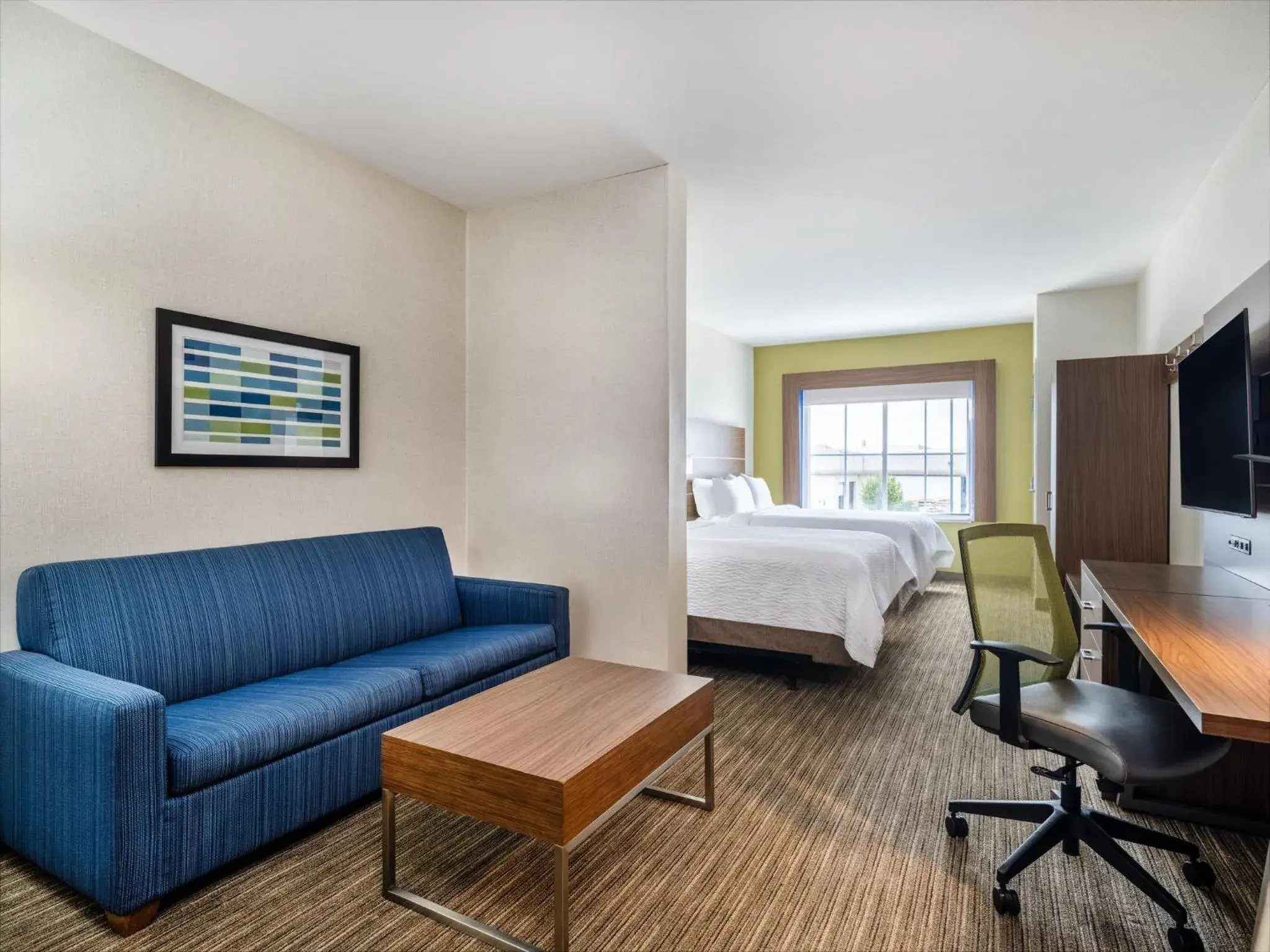 Photo of the whole room, Bed in Holiday Inn Express Lodi by IHG Photo of the whole room, Bed in Holiday Inn Express Lodi by IHG