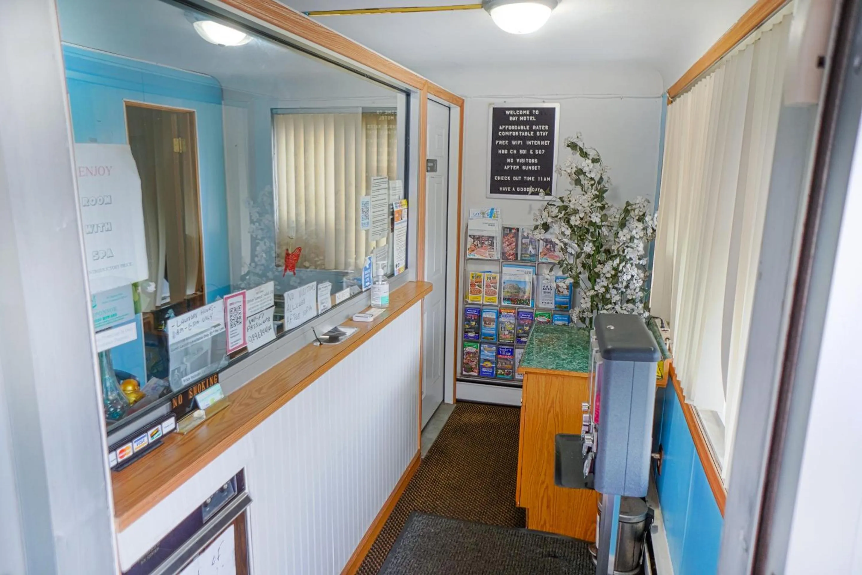 Lobby or reception in Bay Motel By OYO Bay City