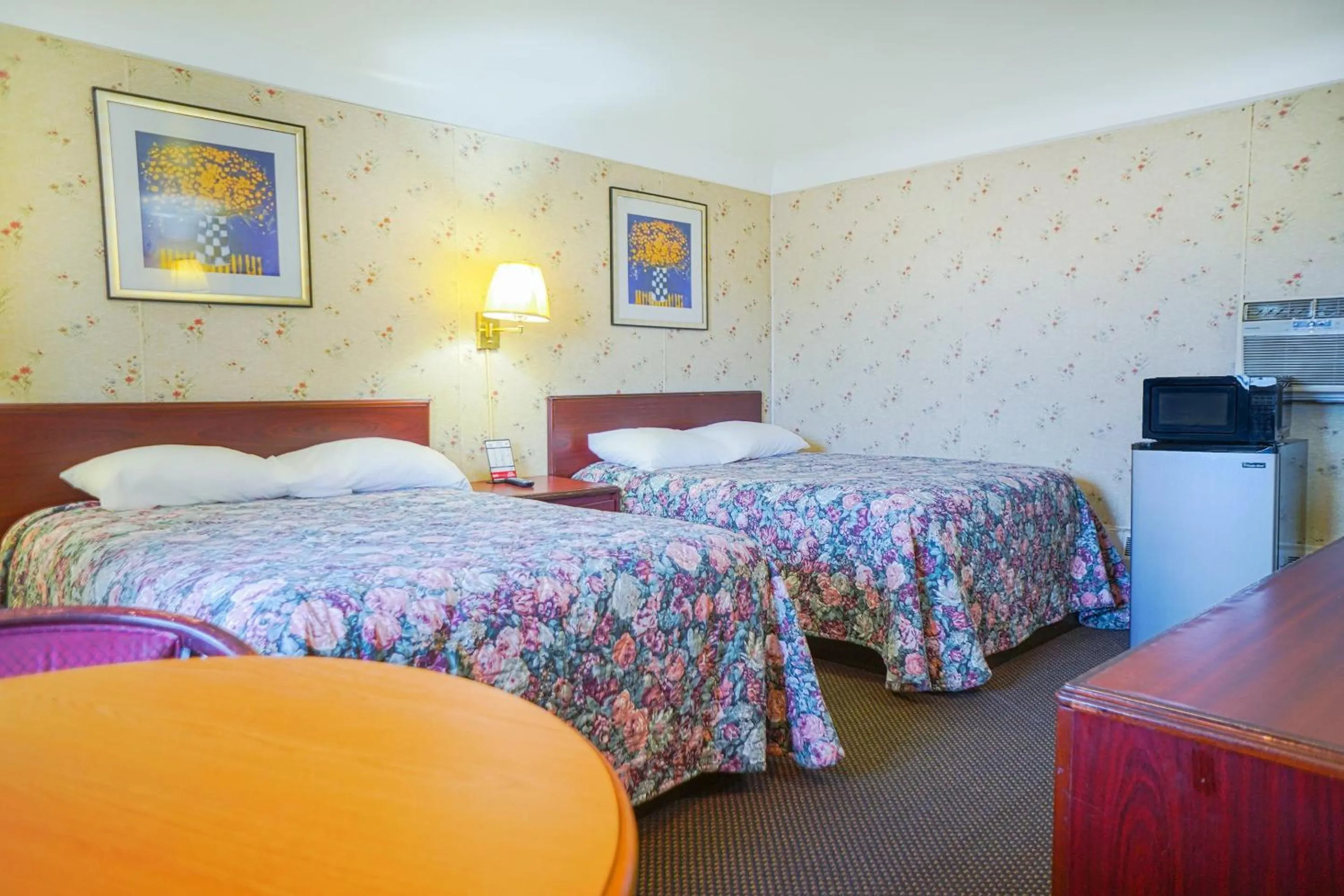 Bedroom, Bed in Bay Motel By OYO Bay City