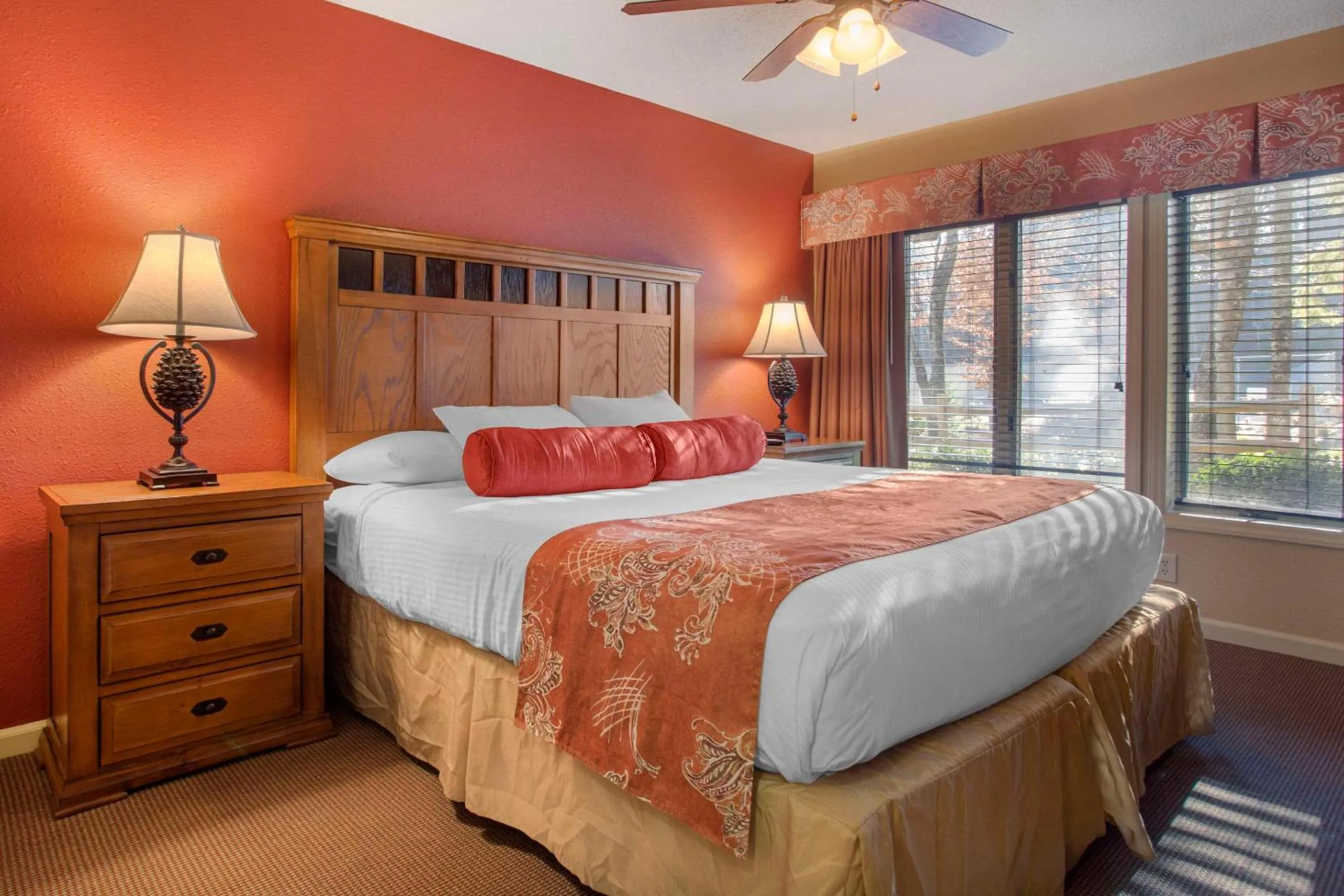 Bedroom, Bed in Bluegreen Vacations Blue Ridge Village, an Ascend Collection Resort