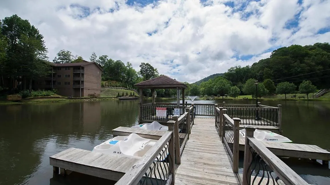 Bluegreen Vacations Blue Ridge Village, an Ascend Collection Resort
