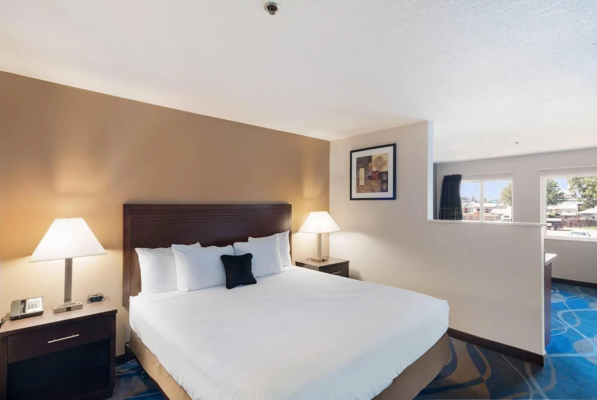 Bedroom, Bed in Quality Inn & Suites Kennewick Tri-Cities