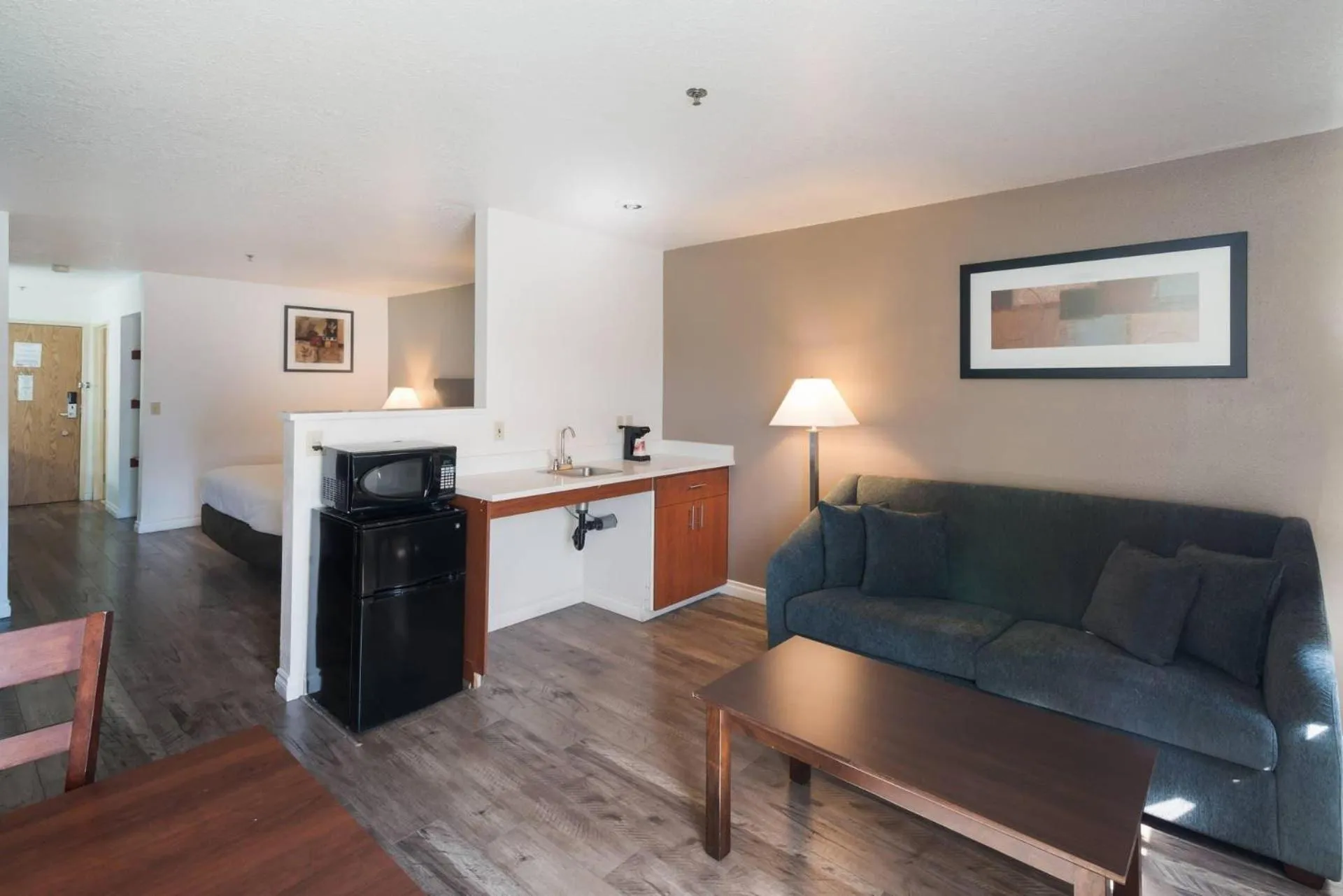 Bedroom in Quality Inn & Suites Kennewick Tri-Cities