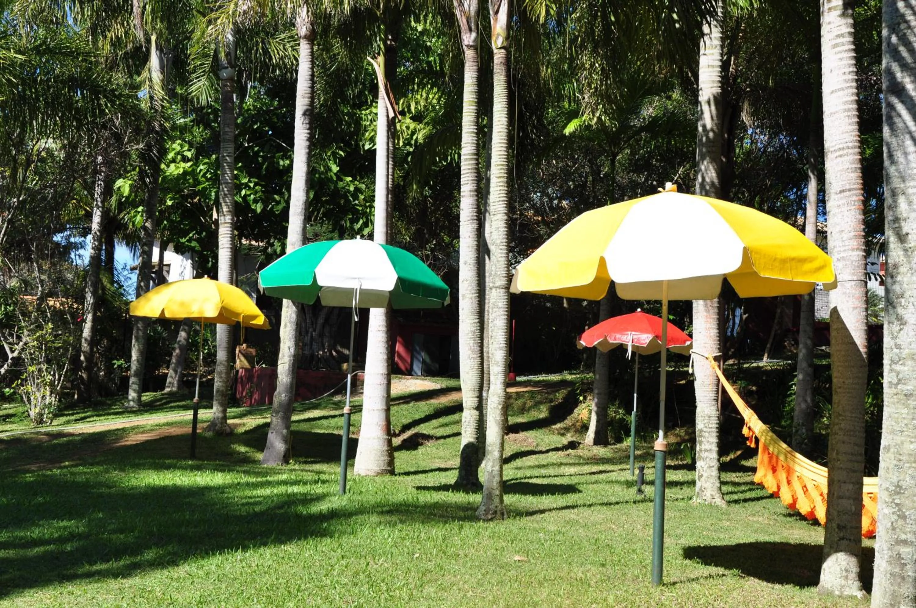 Garden view in Ferradura Parque Pousada