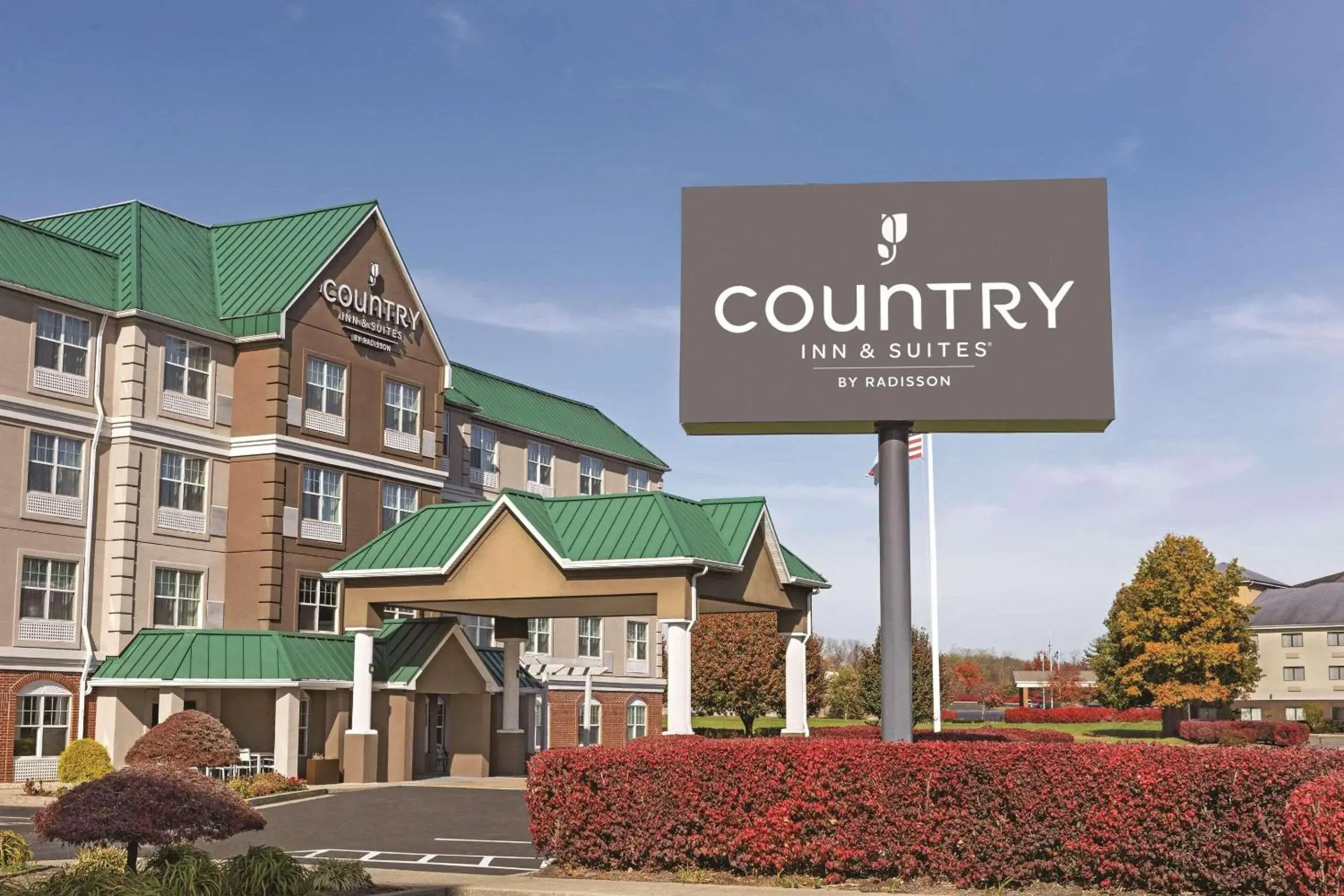 Property building in Country Inn & Suites by Radisson, Georgetown, KY Property building in Country Inn & Suites by Radisson, Georgetown, KY