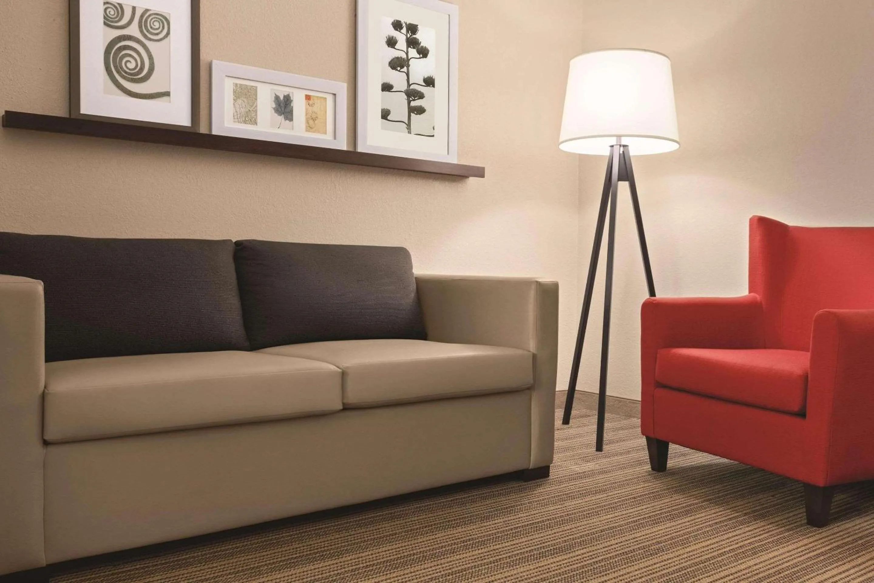 Bedroom in Country Inn & Suites by Radisson, Georgetown, KY