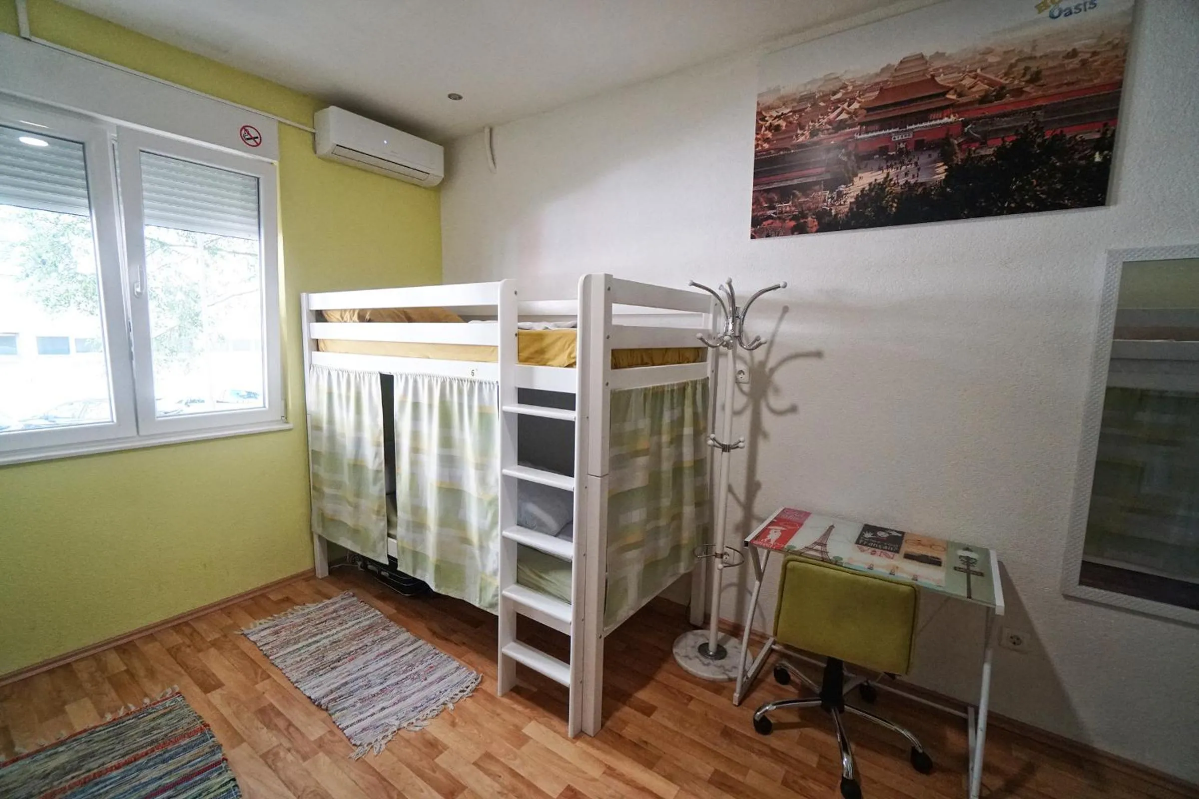 Oasis hostel