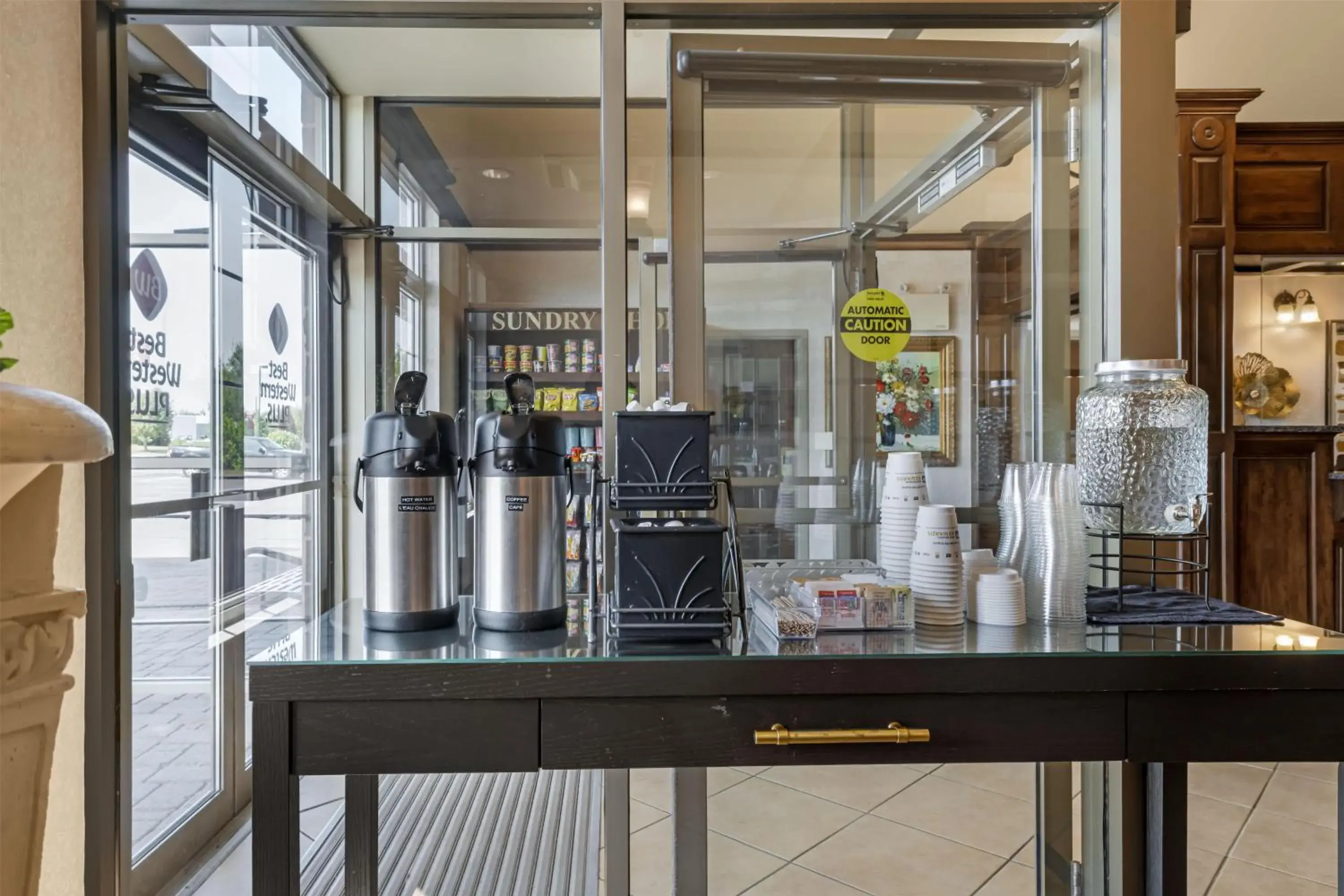 Breakfast in Best Western Plus Fredericton Hotel & Suites Breakfast in Best Western Plus Fredericton Hotel & Suites