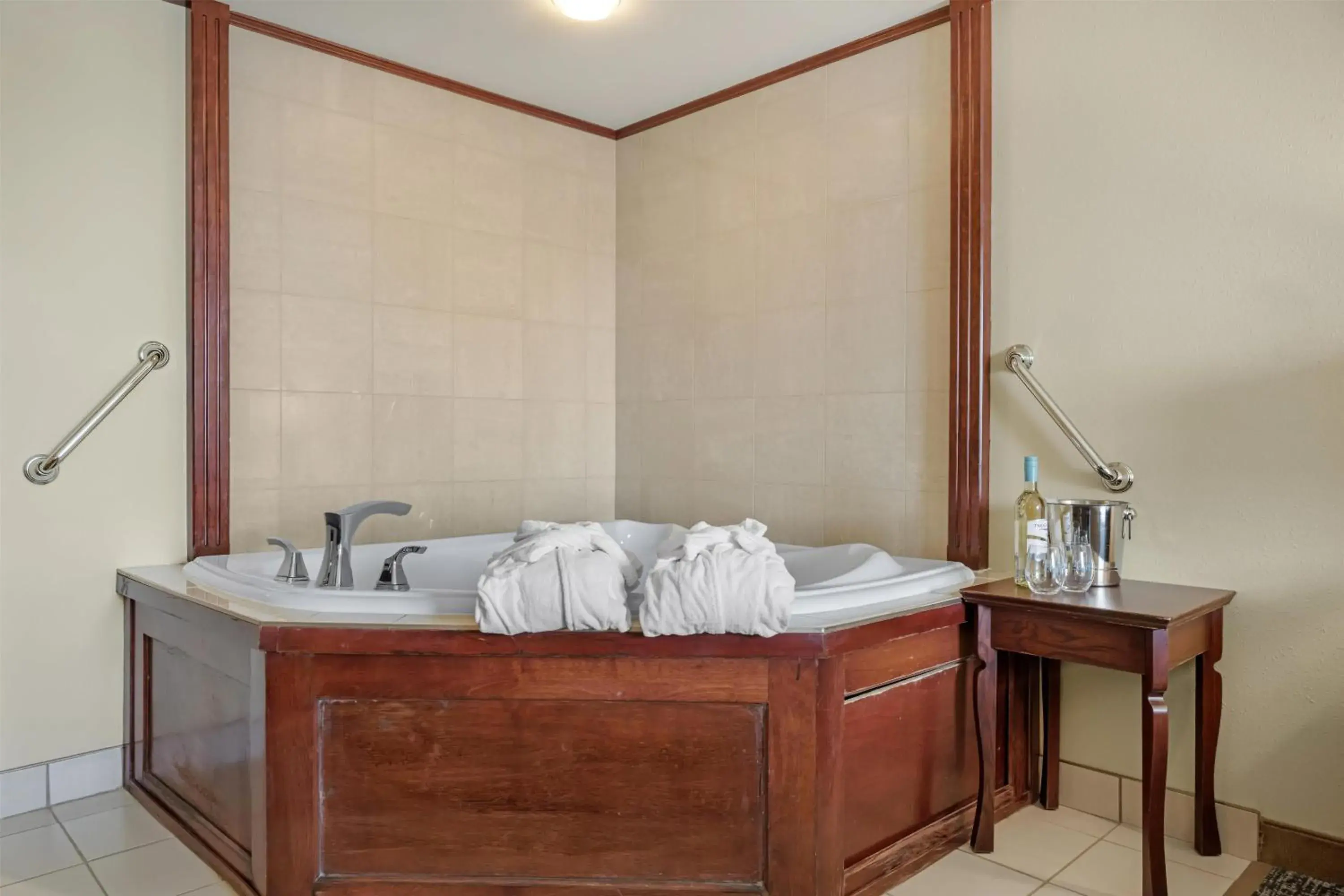 Bedroom in Best Western Plus Fredericton Hotel & Suites Bedroom in Best Western Plus Fredericton Hotel & Suites