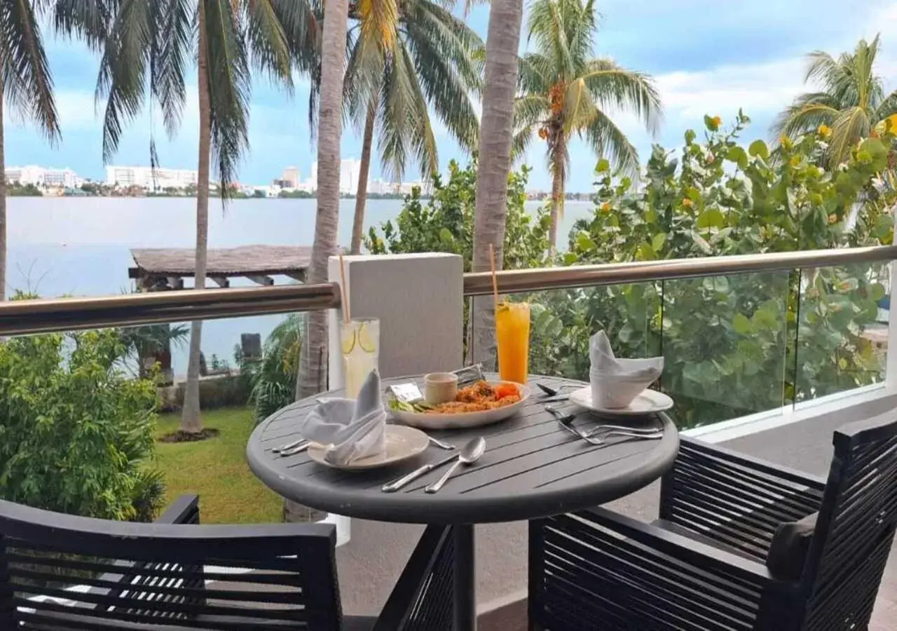 Breakfast in Sina Suites Cancun - Adults Only Breakfast in Sina Suites Cancun - Adults Only