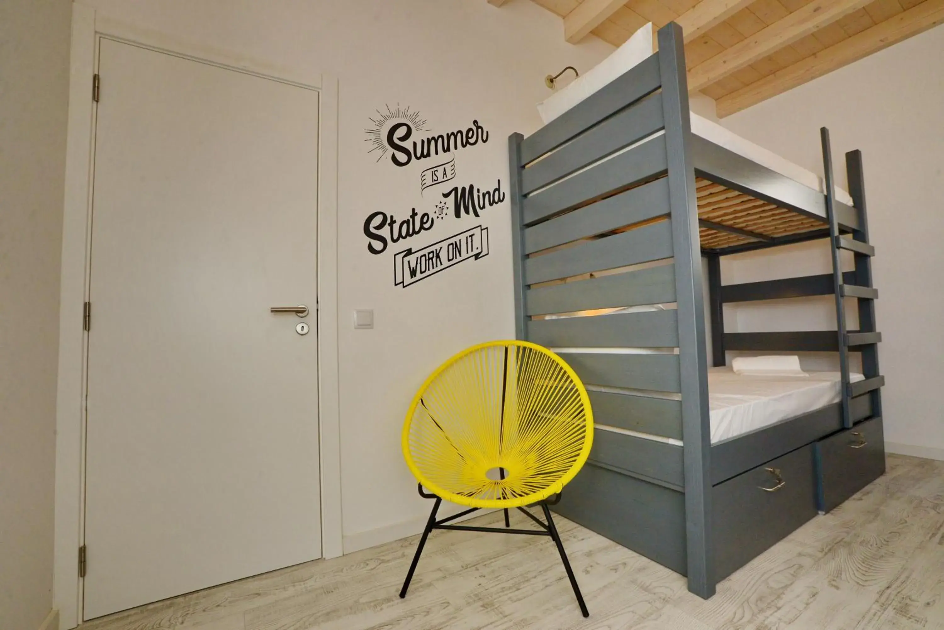 Bed in 6-Bed Female Dormitory Room in Son of a Beach Hostel Bed in 6-Bed Female Dormitory Room in Son of a Beach Hostel