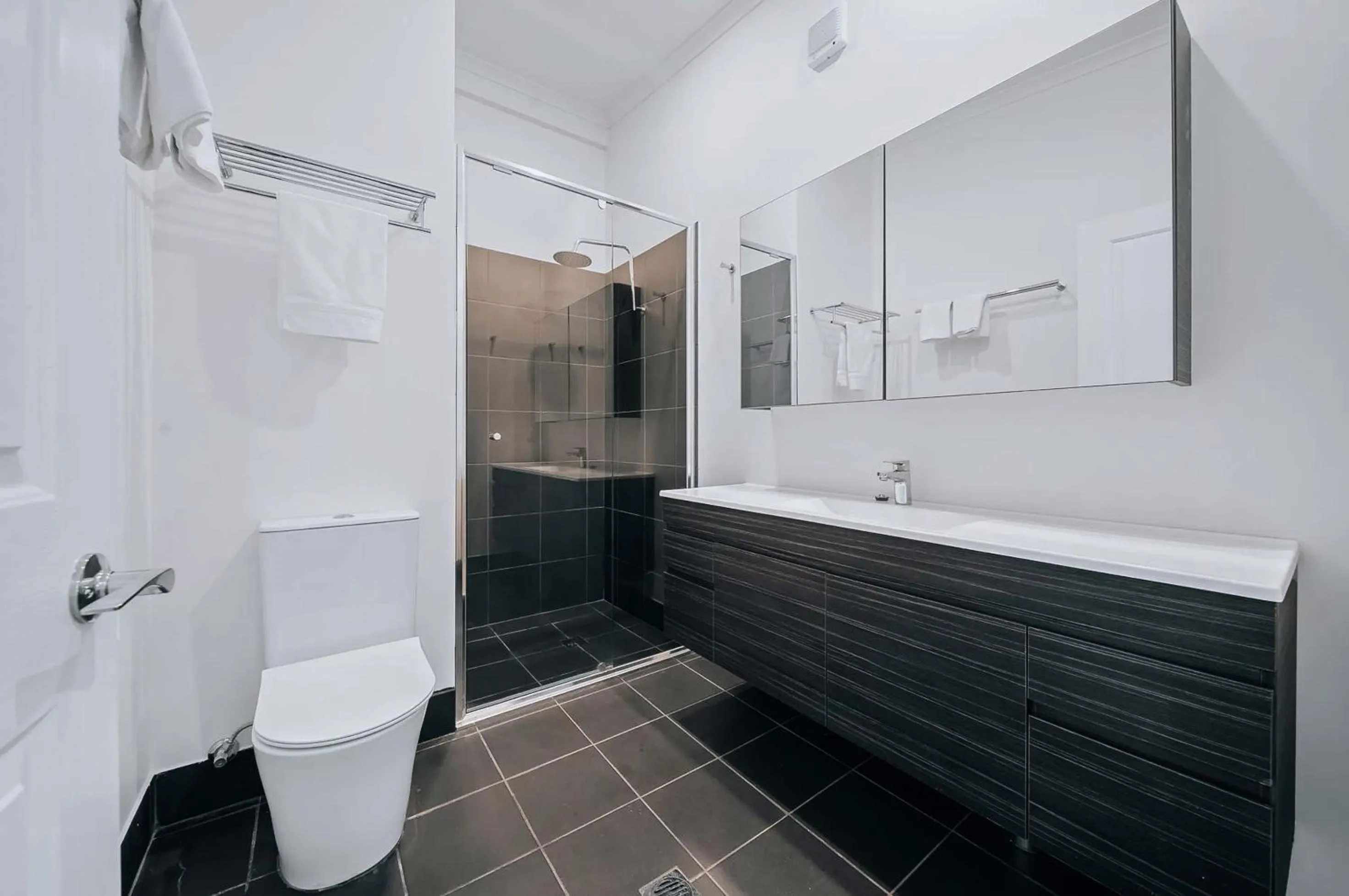 Crackenback Farm Guesthouse