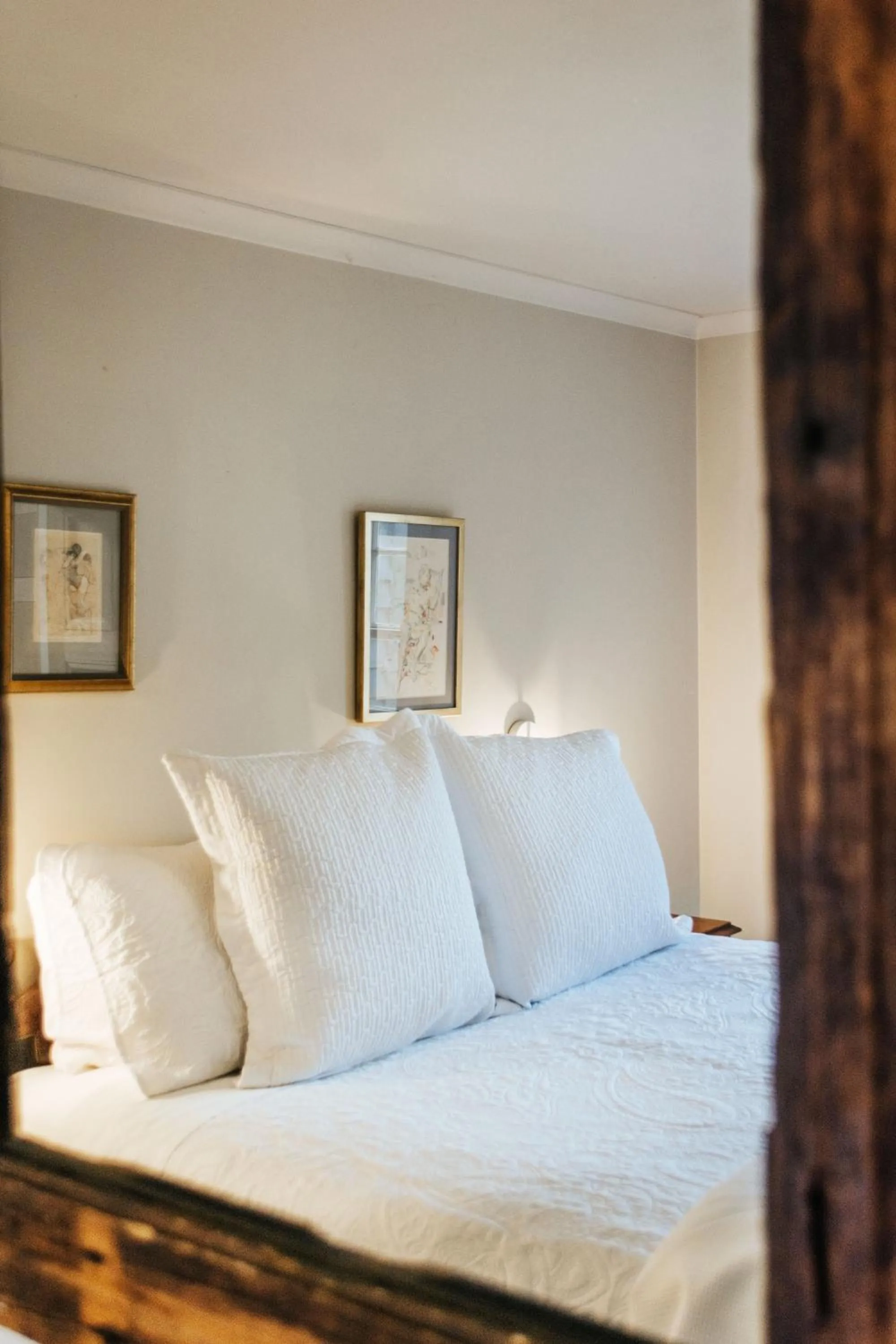 Bed in Crackenback Farm Guesthouse