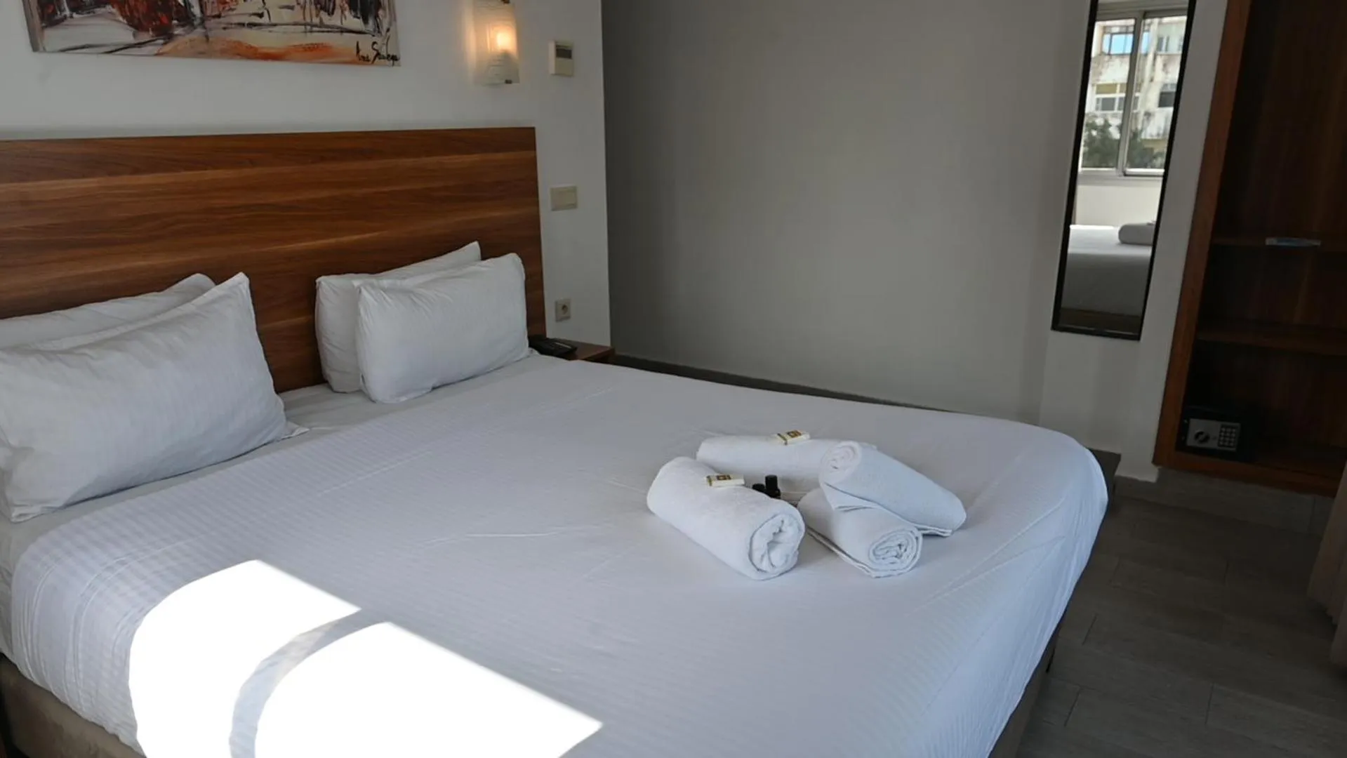 Bed in Hotel Centre Ville