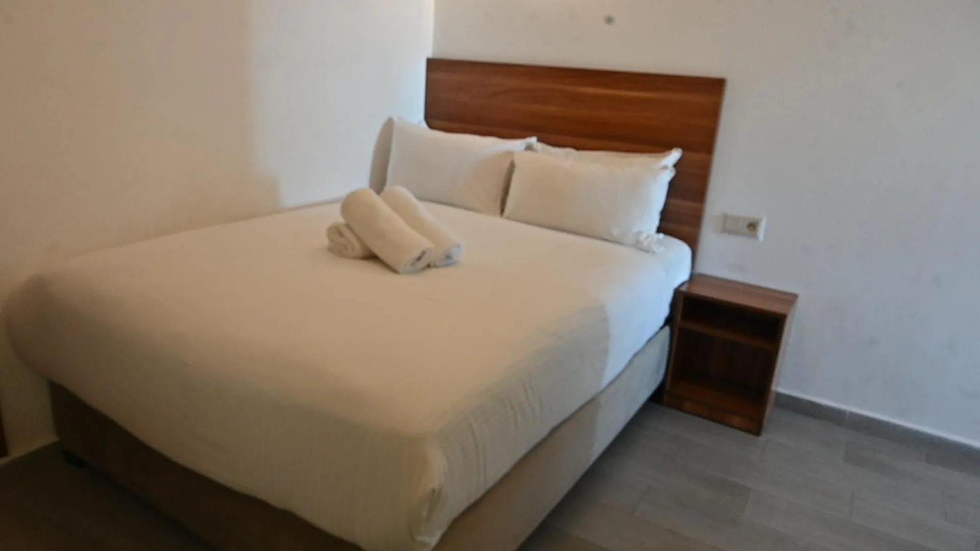 Bed in Hotel Centre Ville