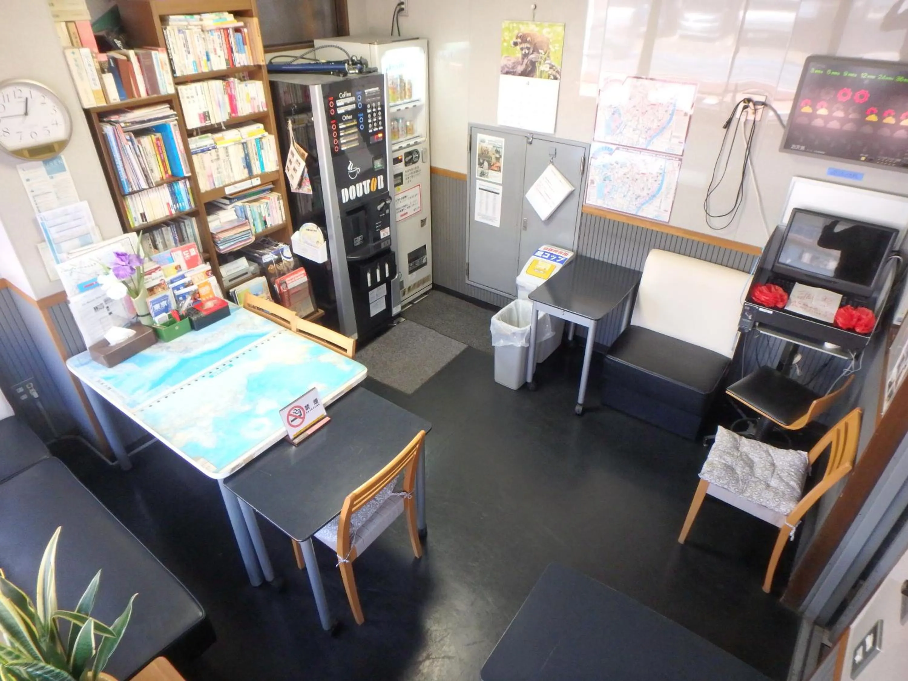 Lounge or bar in Economy Hotel Hoteiya