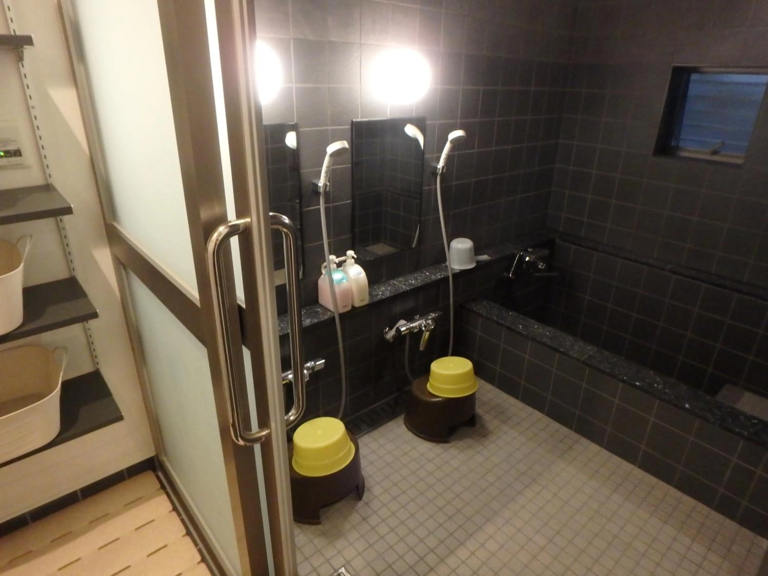 Bathroom in Economy Hotel Hoteiya