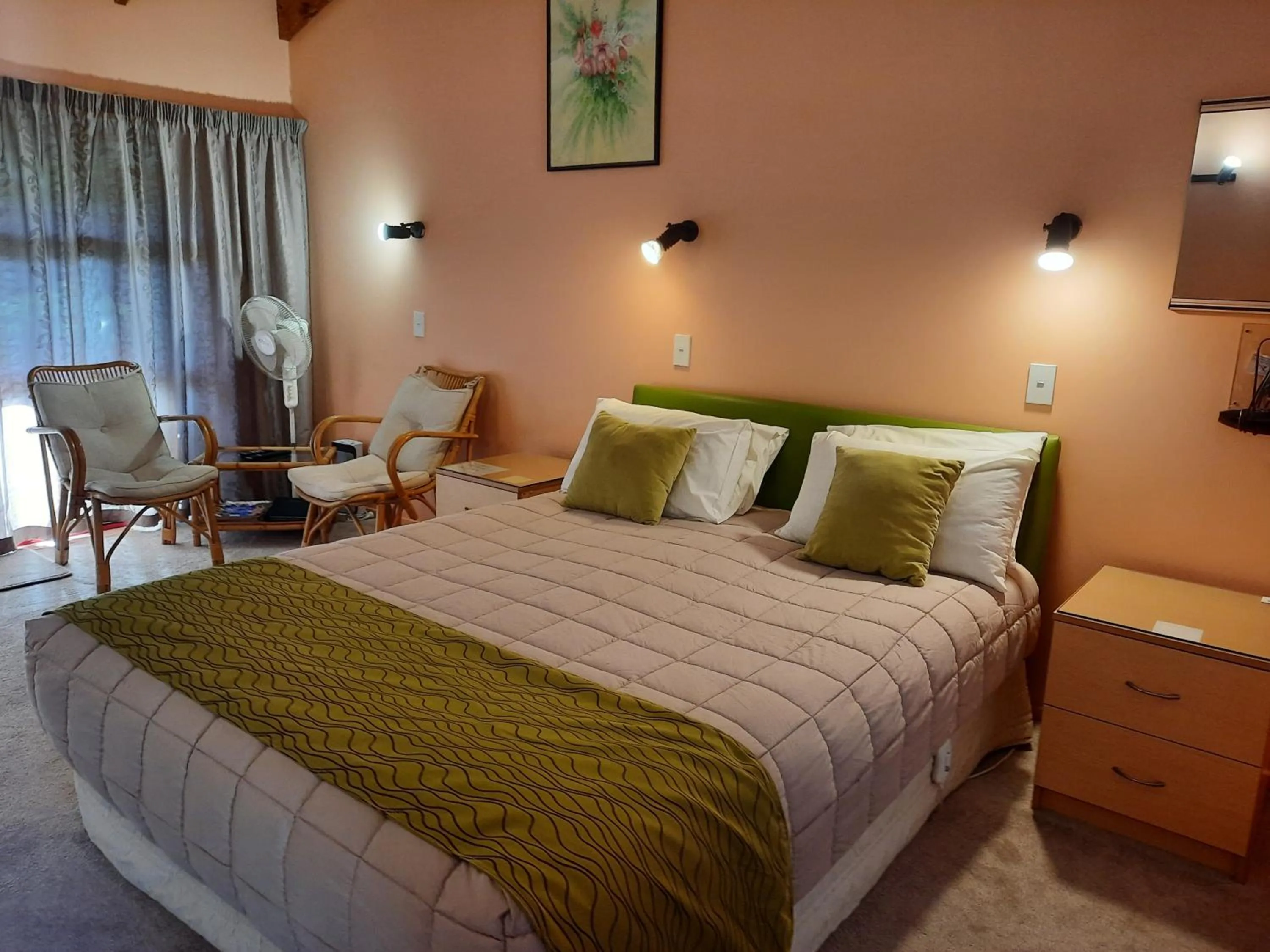 Bed in Alfa Boutique Motel