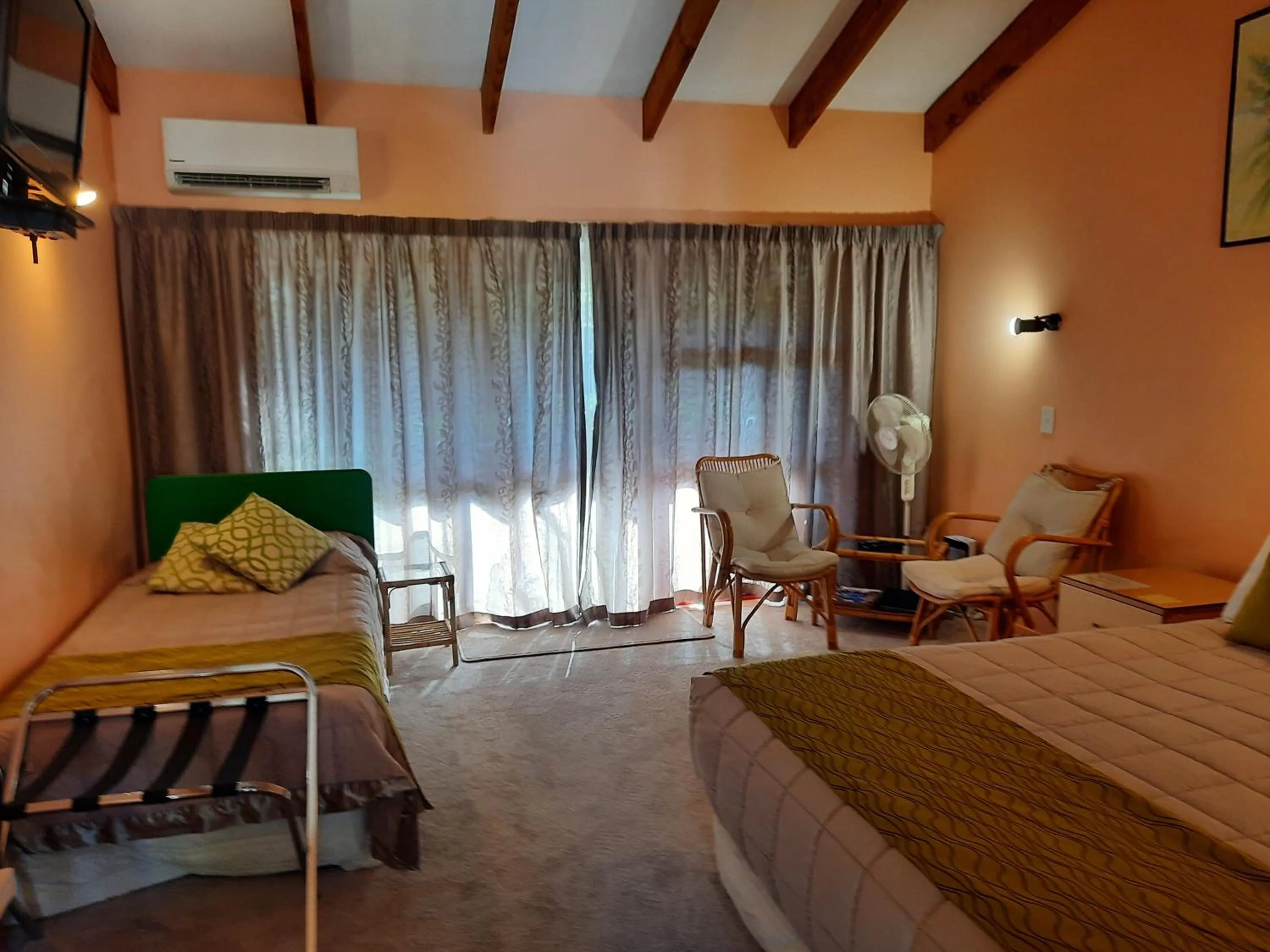 Bed in Alfa Boutique Motel